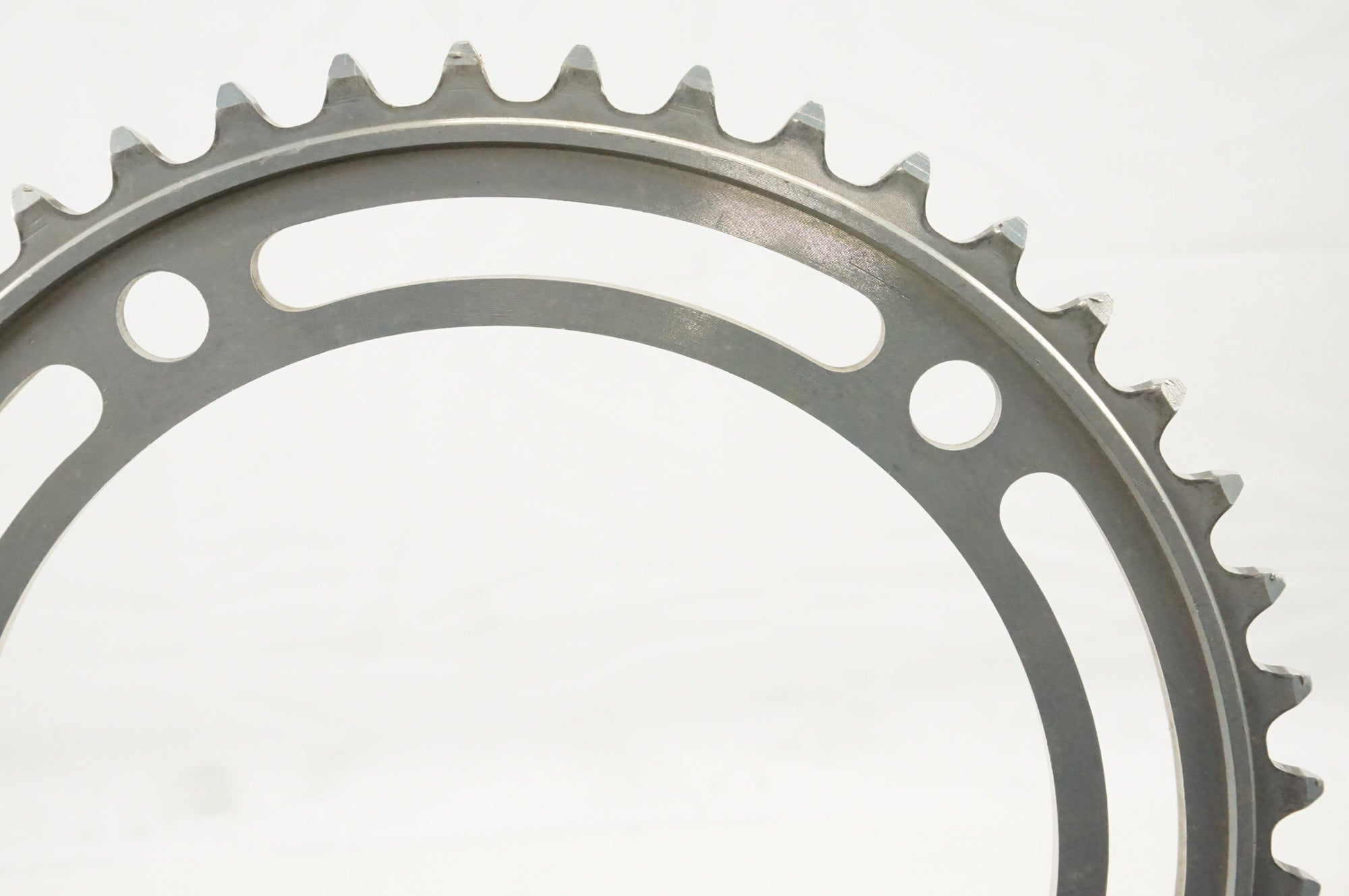 SUGINO 「スギノ」 MIGHTY COMPETITION PCD151 46T チェーン