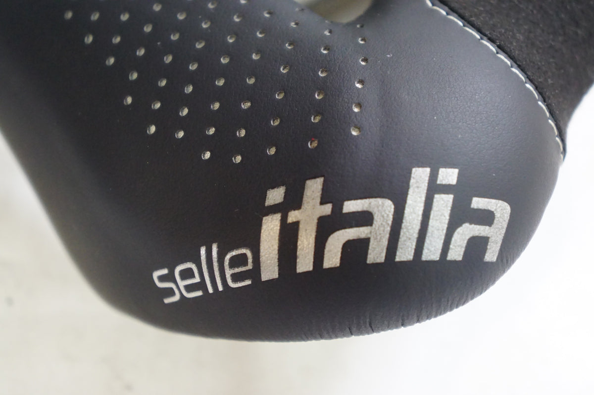 SELLE ITALIA 「セライタリア」 DIVA GEL SUPERFLOW サドル / 熊谷本店