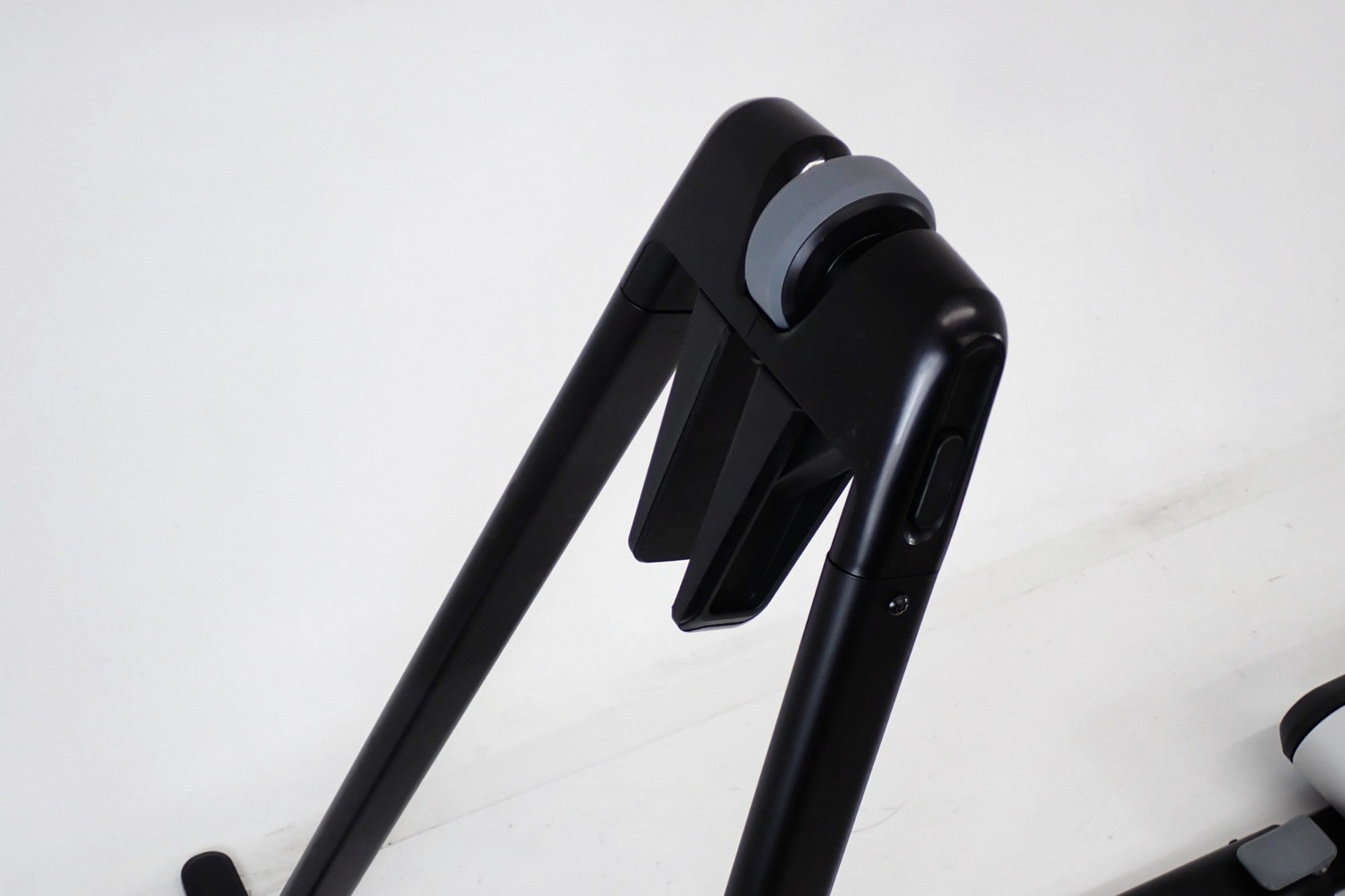 WAHOO 「ワフー」 KICKR ROLLR スマートトレーナー / 伊勢崎店