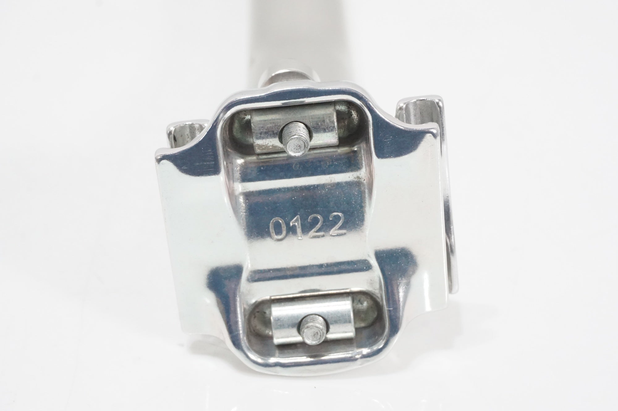 THOMSON 「トムソン」 ELITE SETBACK φ27.2 250mm シートポスト / AKIBA店