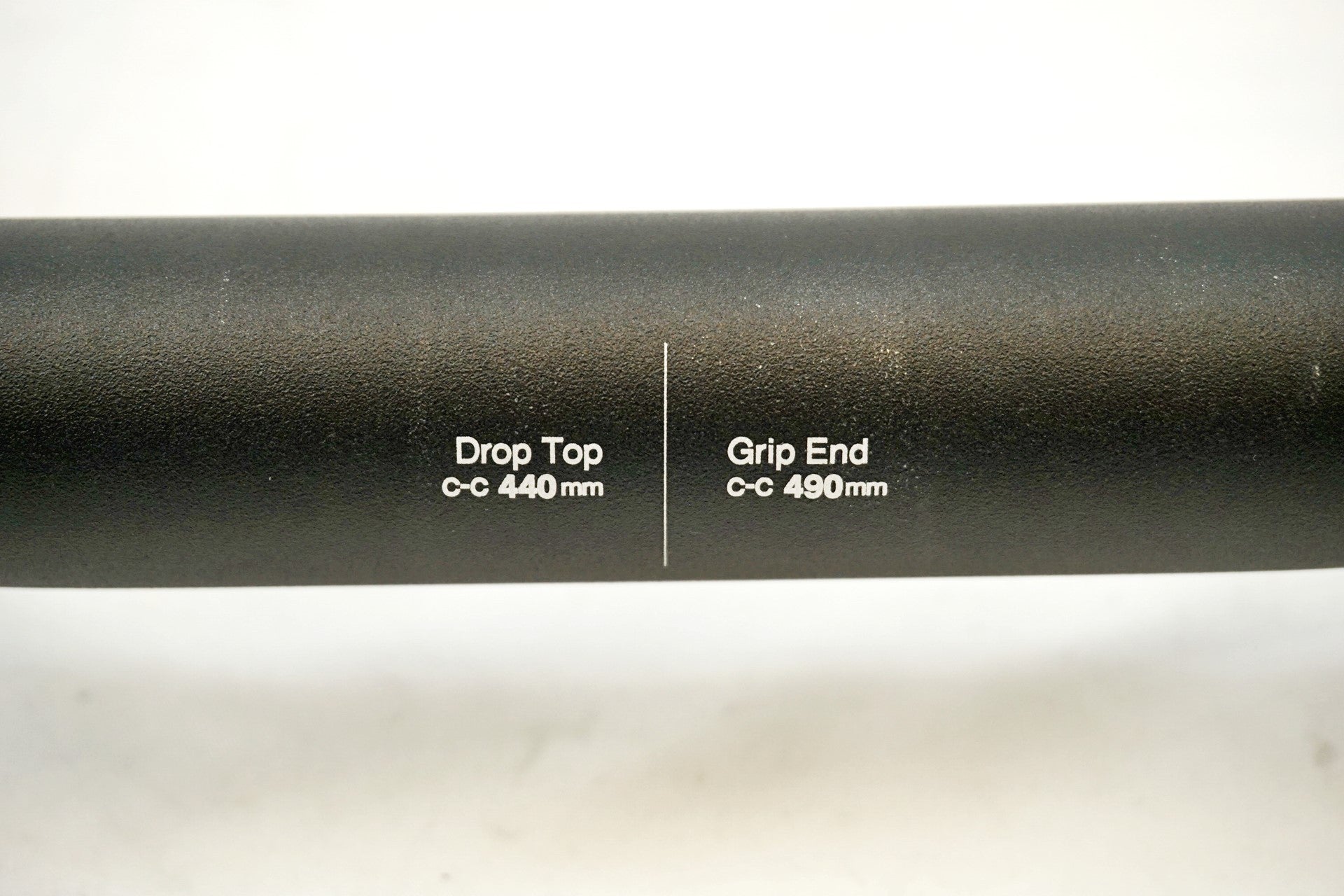 DIXNA 「ディズナ」 Cross Neither φ31.8 430mm ハンドル / 有明ガーデン店 ｜ バイチャリ公式オンラインショップ  【スポーツ自転車買取販売専門店】