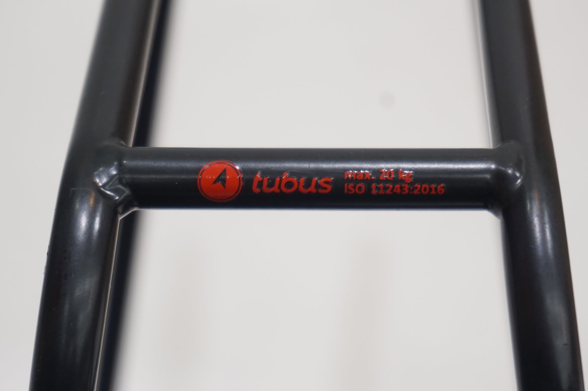 チューブス（tubus）のリアキャリア（多分ディスコ） BLOG 【在庫SALE / セール】タフでライトでミニマルなリアラック