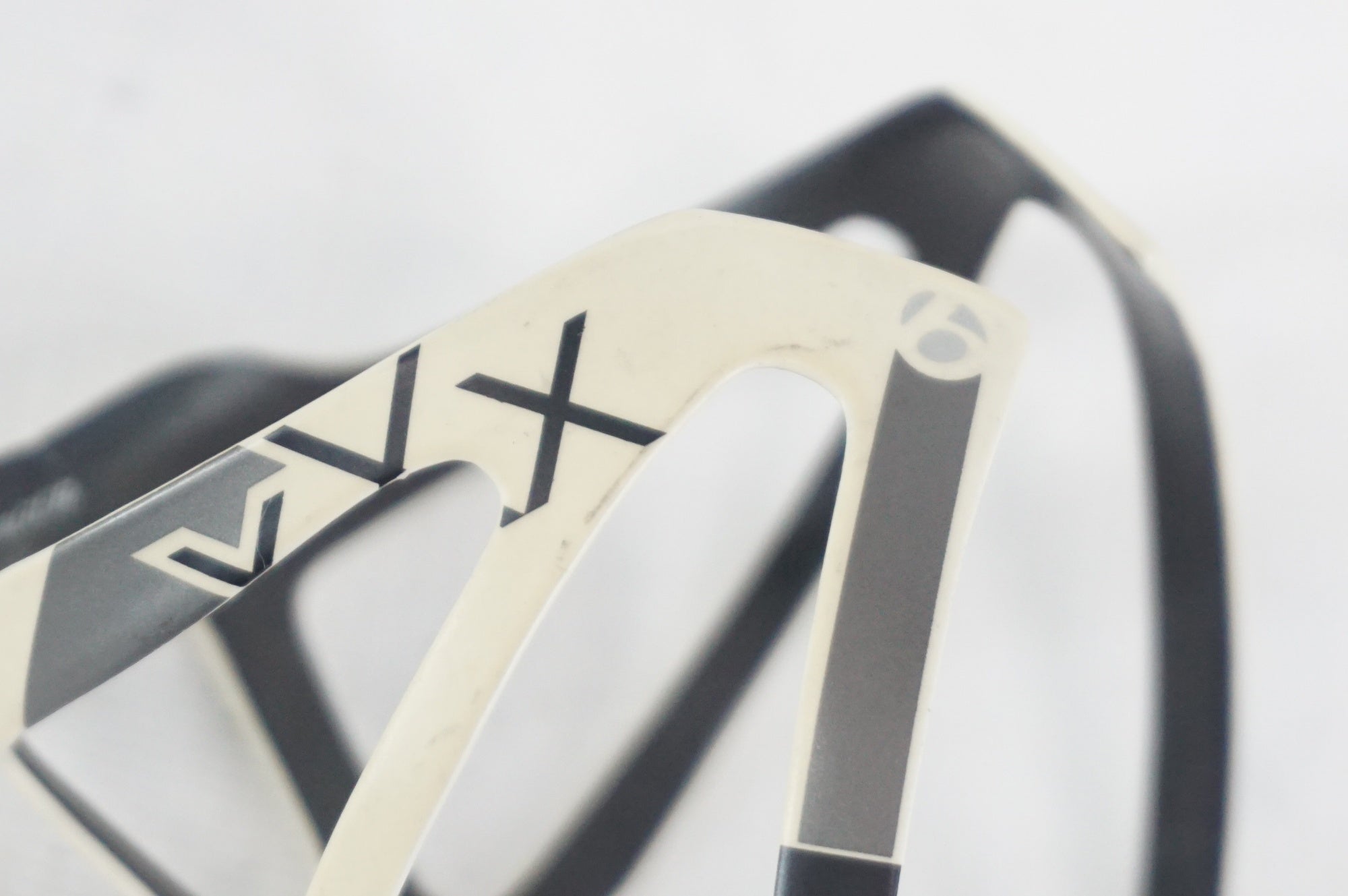 ジャンク BONTRAGER 「ボントレガー」 XXX カーボン ボトルケージ