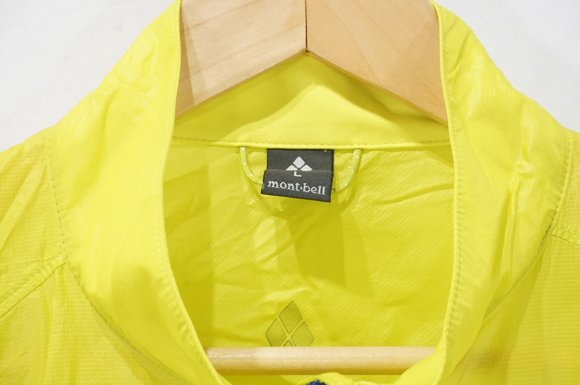 MONT-BELL 「モンベル」 Lサイズ ウィンドブレーカー / AKIBA店