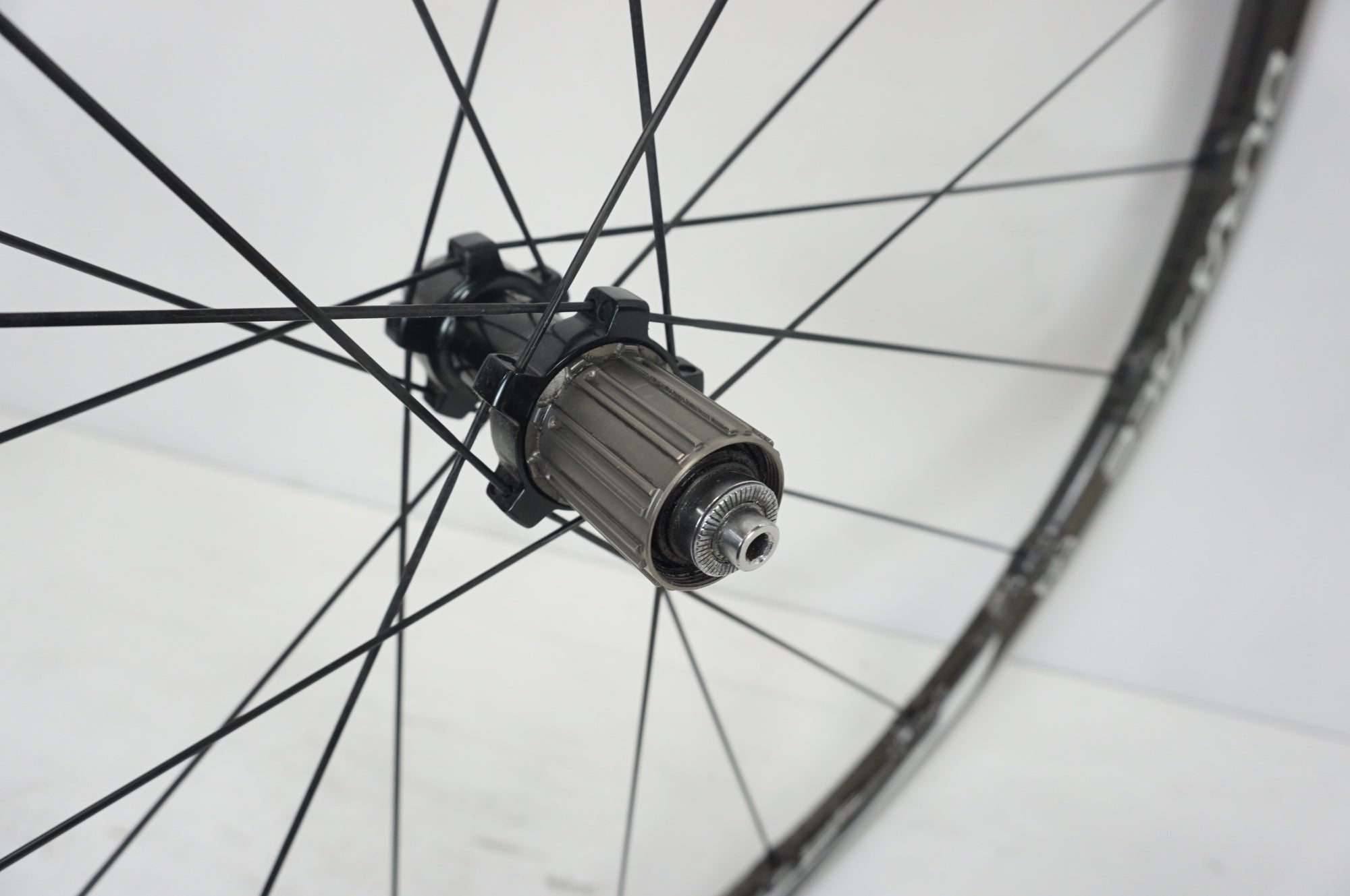 SHIMANO 「シマノ」 DURA-ACE WH-9000 C24 シマノ11速 ホイール SHIMANO 「シマノ」 DURA-ACE WH-9000 C24 シマノ11速 ホイール