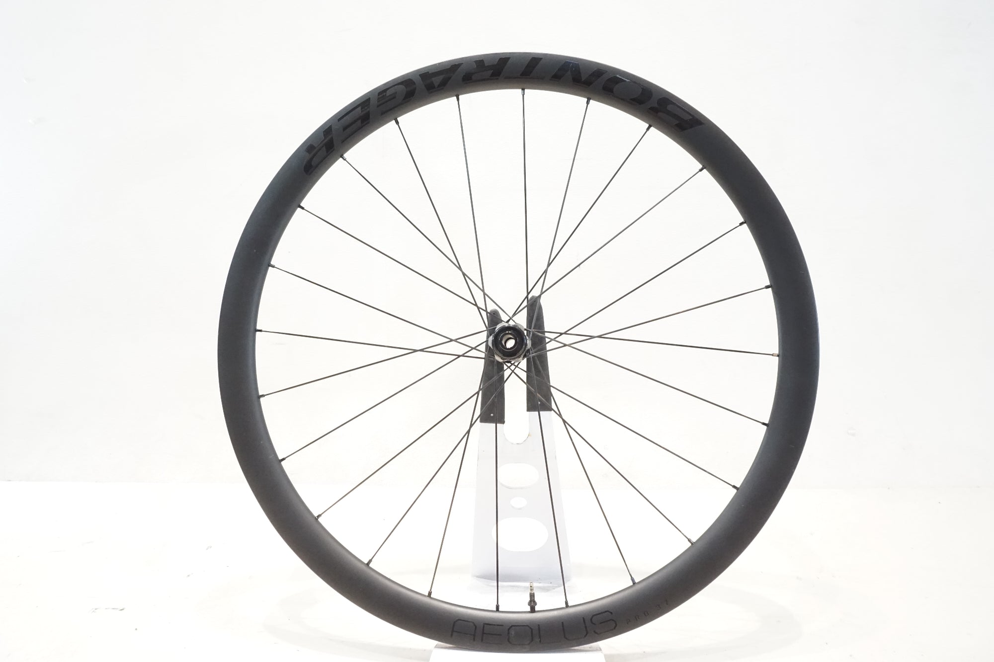 BONTRAGER 「ボントレガー」 AEOLUS PRO 37 DISC フロントホイール