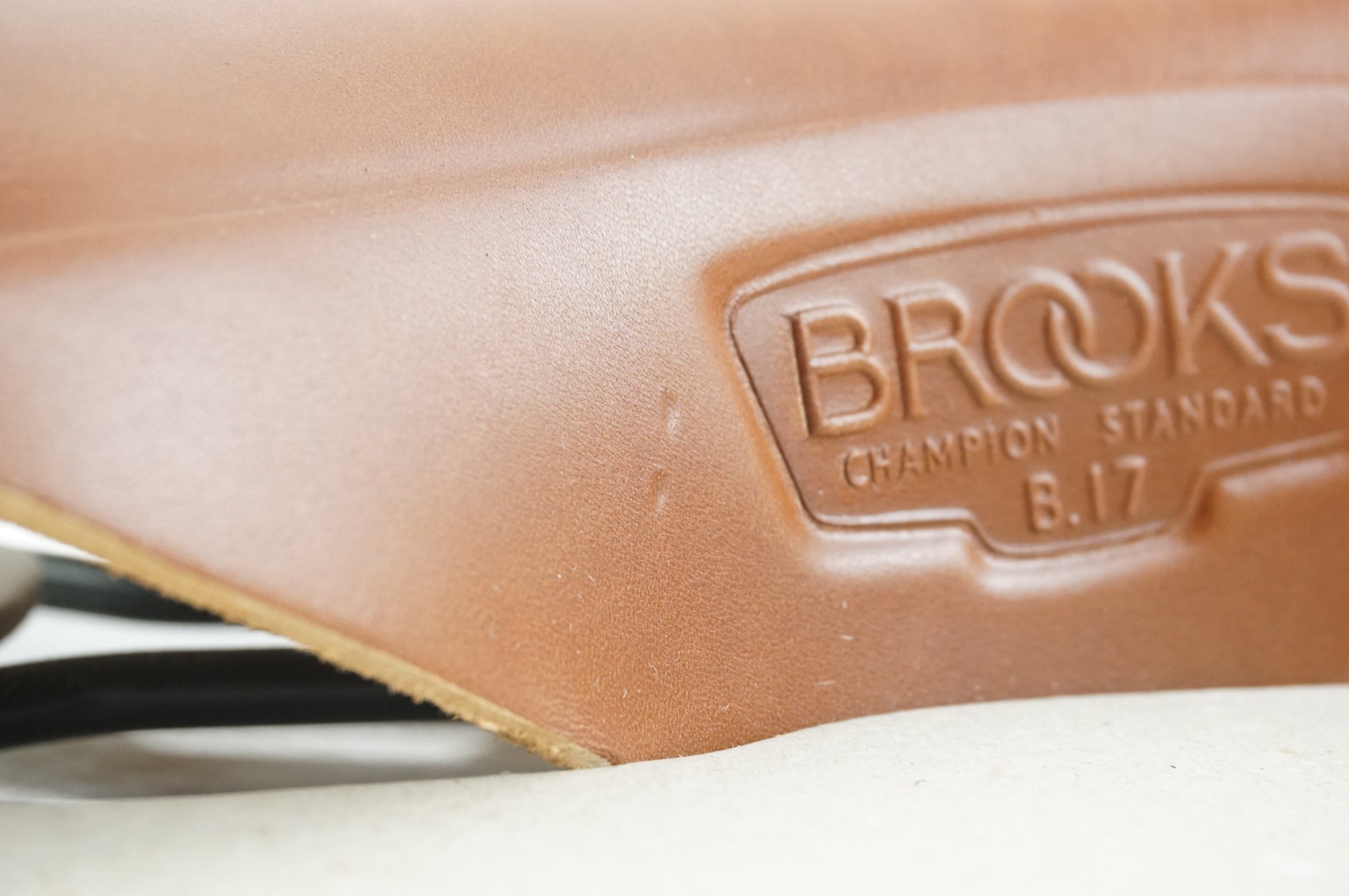 BROOKS 「ブルックス」 B17 CHAMPION STANDARD サドル / 中目黒店
