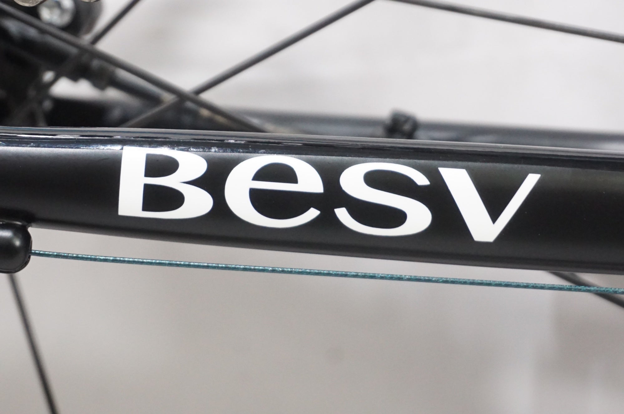 BESV 「ベスビー」 JG1 2025年モデル E-BIKE / AKIBA店