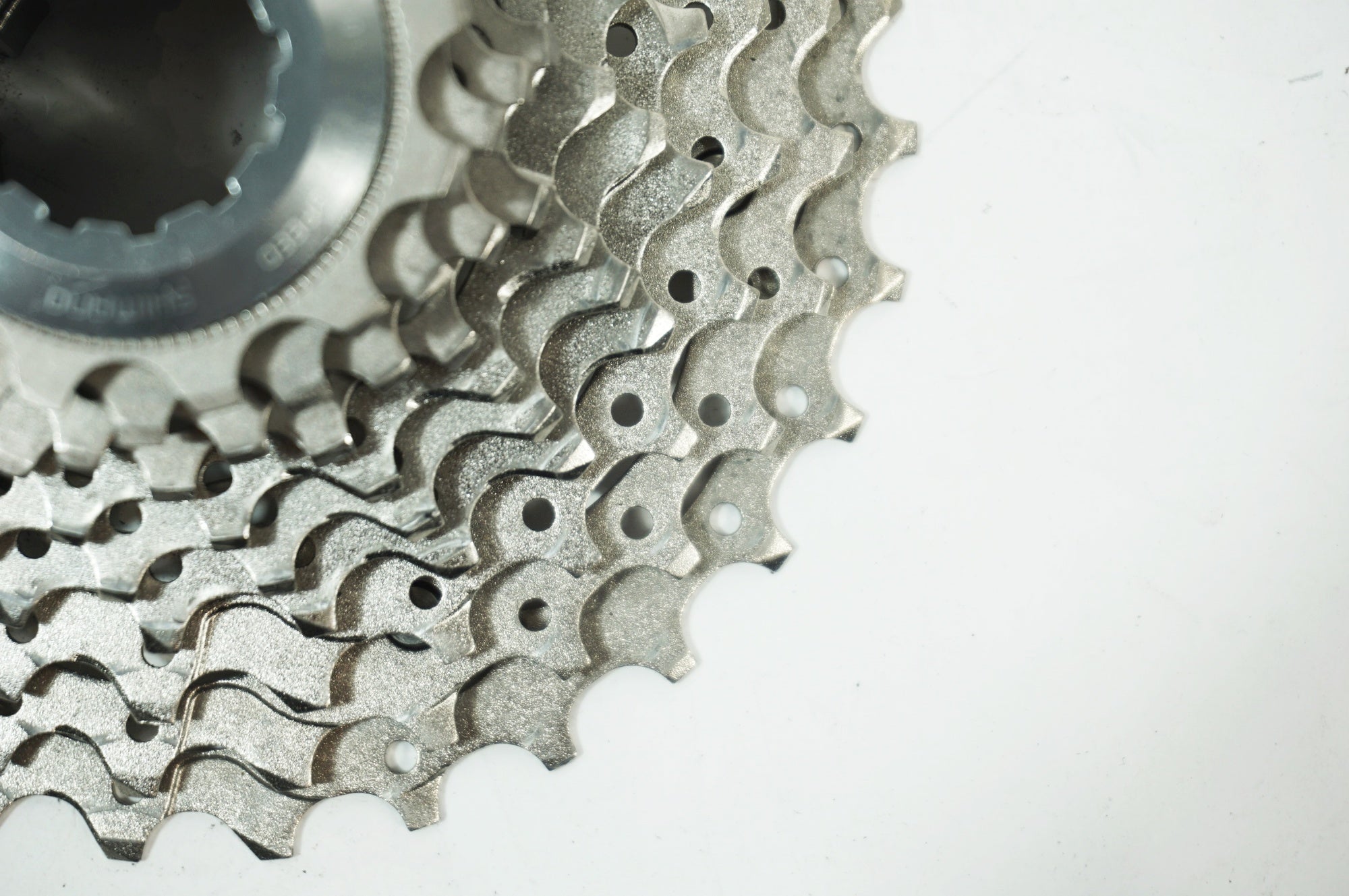 SHIMANO - 新品未開封　シマノ　カセットスプロケット　CS-6700 12-30T シマノ CS-6700 カセットスプロケット 10S 11-23T 11-25T 11-28T