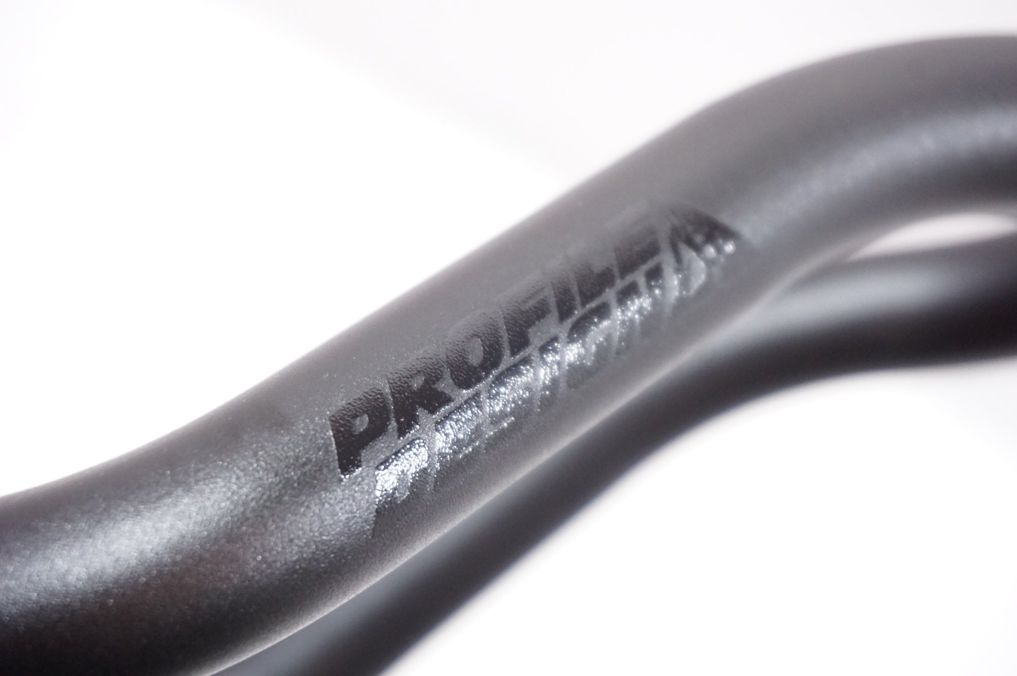 PROFILE DESIGN 「プロファイルデザイン」 NEOSONIC ERGO+ 52GMR Φ31.8 DHハンドルバー / 世田谷店