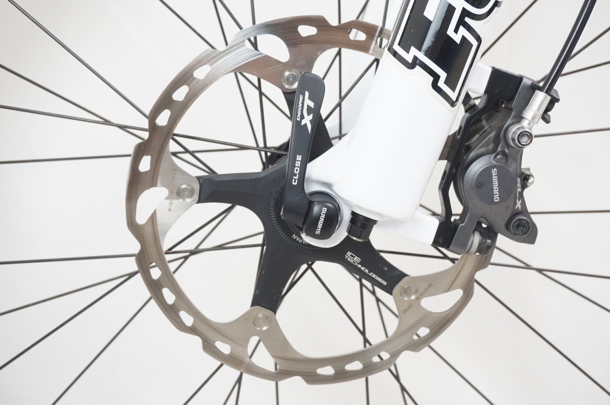 TREK 「トレック」 8000 DISC 2012年モデル マウンテンバイク