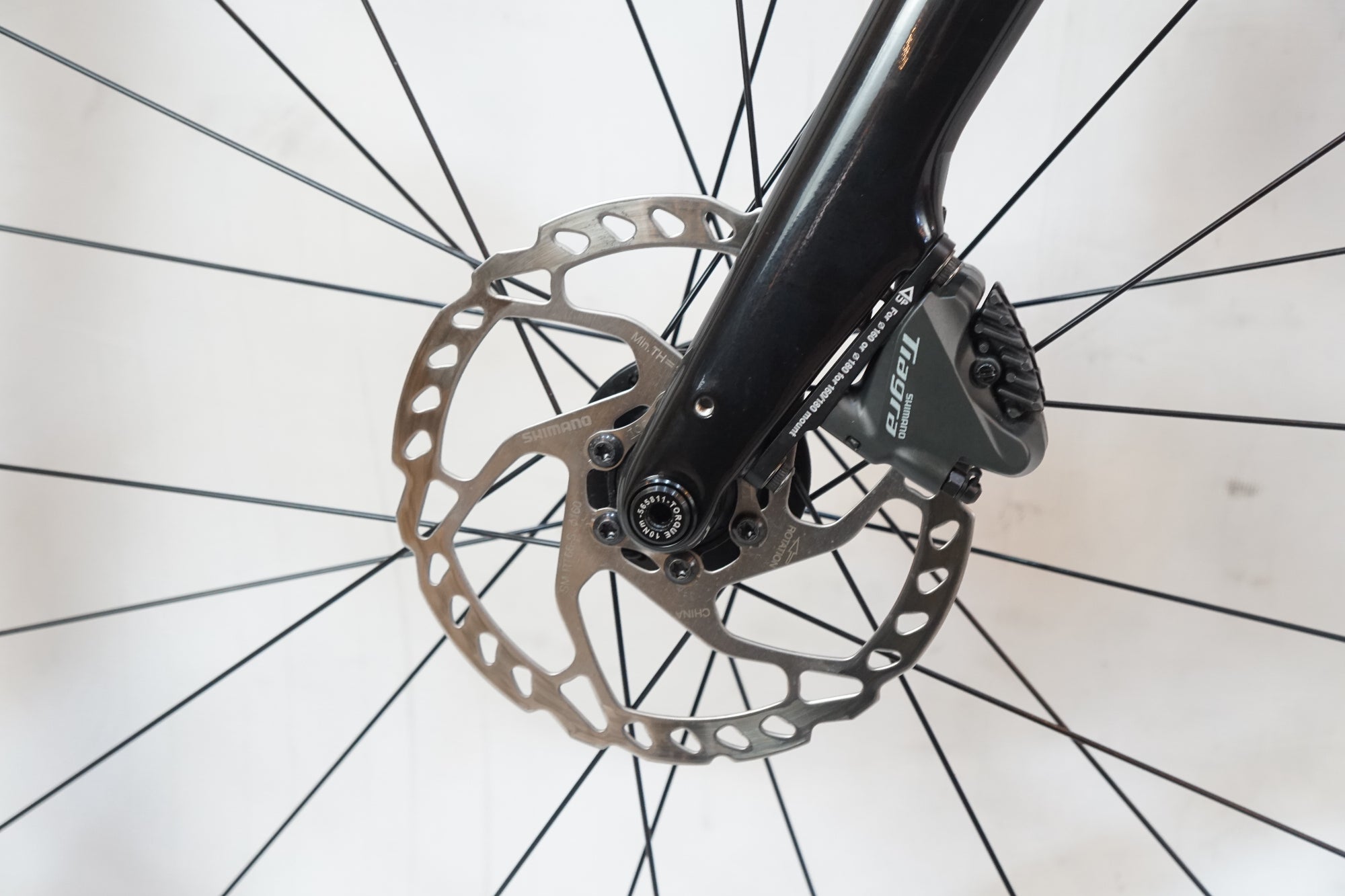 TREK 「トレック」 DOMANE AL4 DISC 2023年モデル ロードバイク / バイチャリ浦和ベース