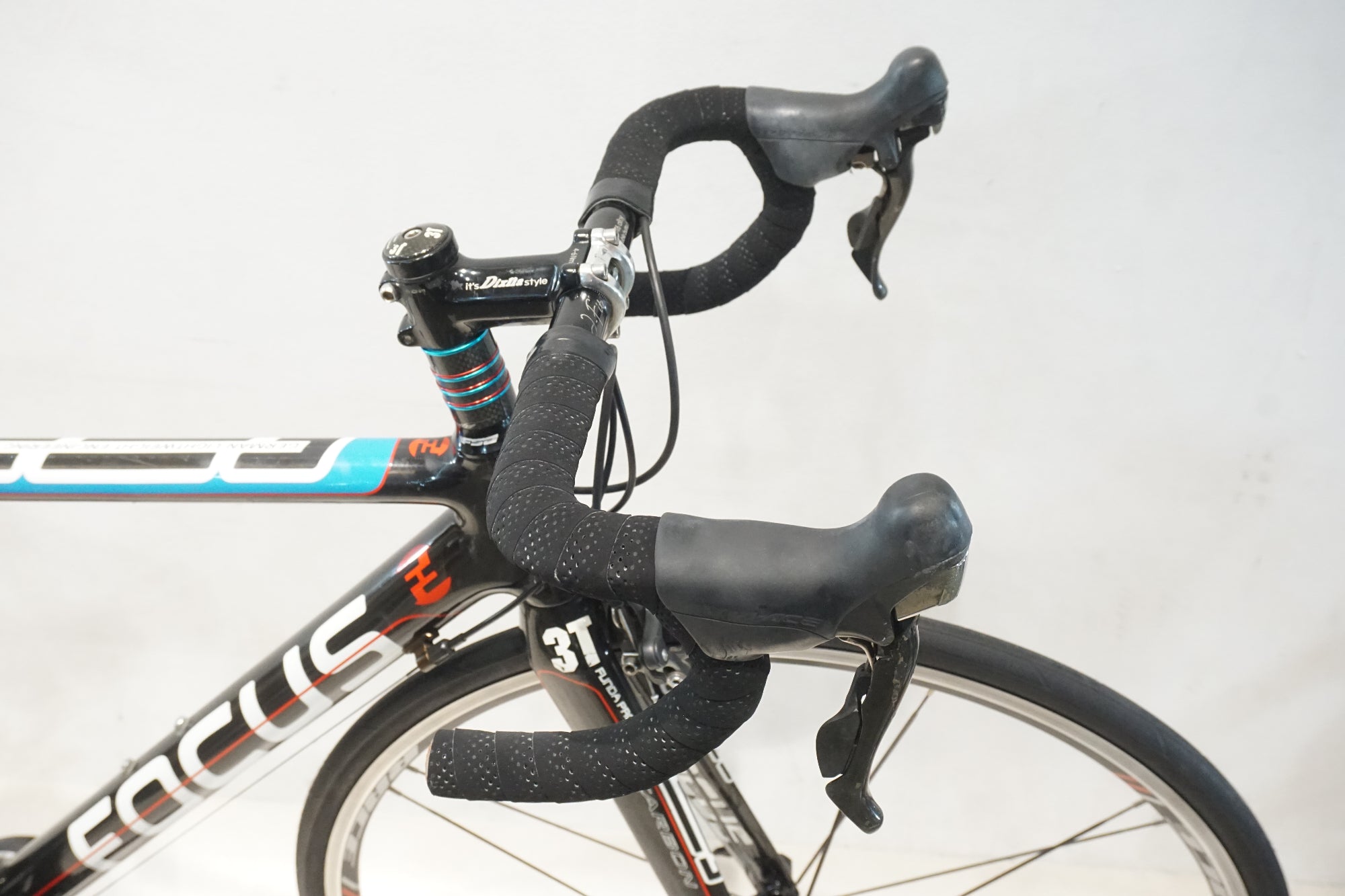 FOCUS 「フォーカス」 IZALCO TEAM 2009年モデル ロードバイク / 横浜戸塚店