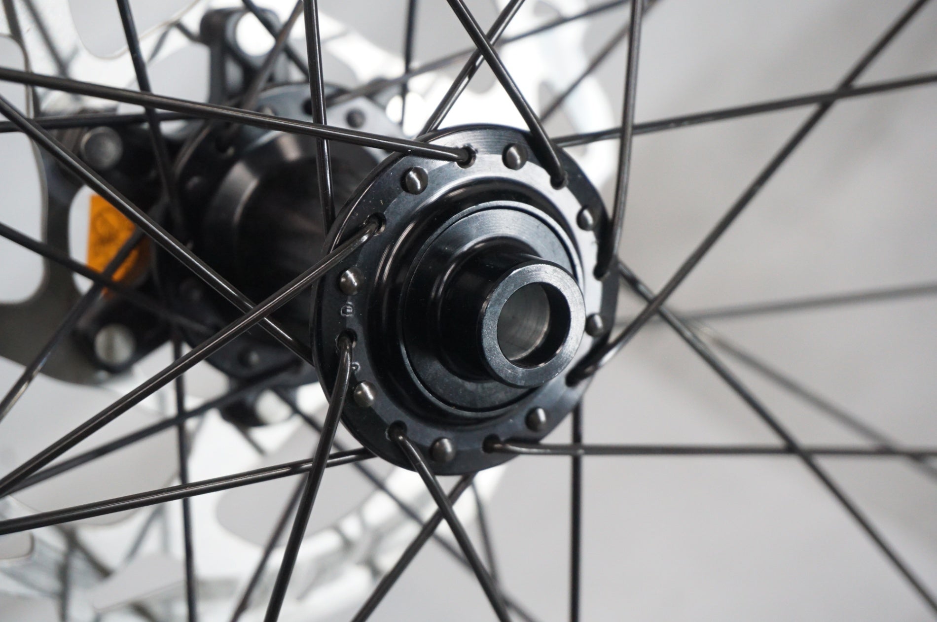 VELOMANN 「ヴェロマーン」 GD24 シマノ11S ホイールセット / 阪急塚口