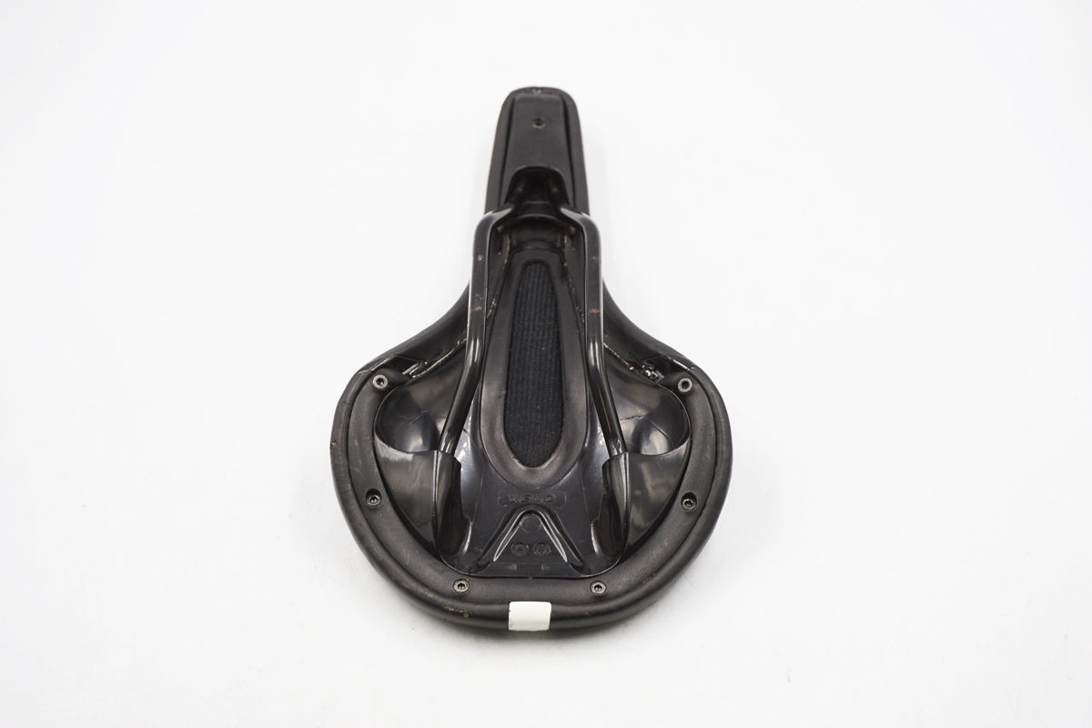 VELO 「ベロ」 サドル / 奈良店