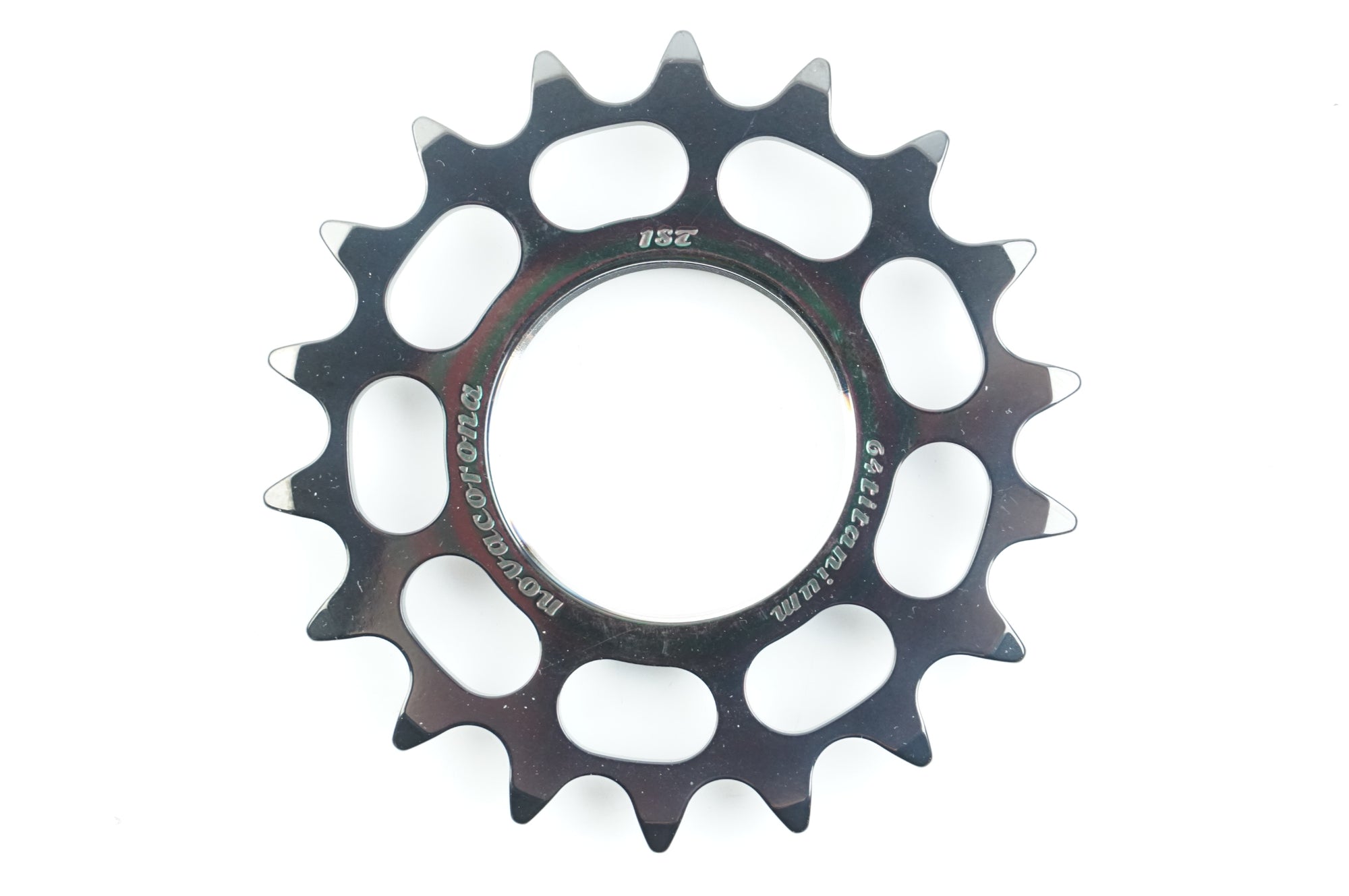 NOVACORONA 「ノバコローナ」 64チタン 18T コグ / 中目黒店