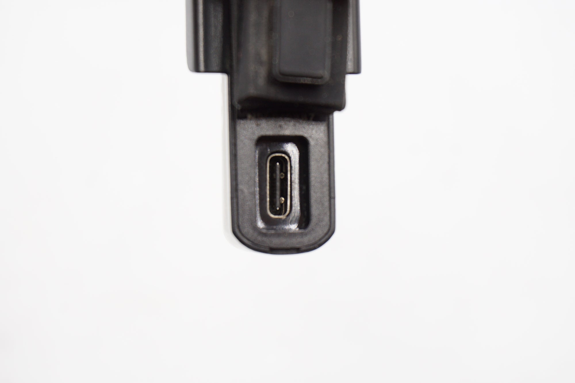 OLIGHT 「オーライト」 リアライト / 奈良店