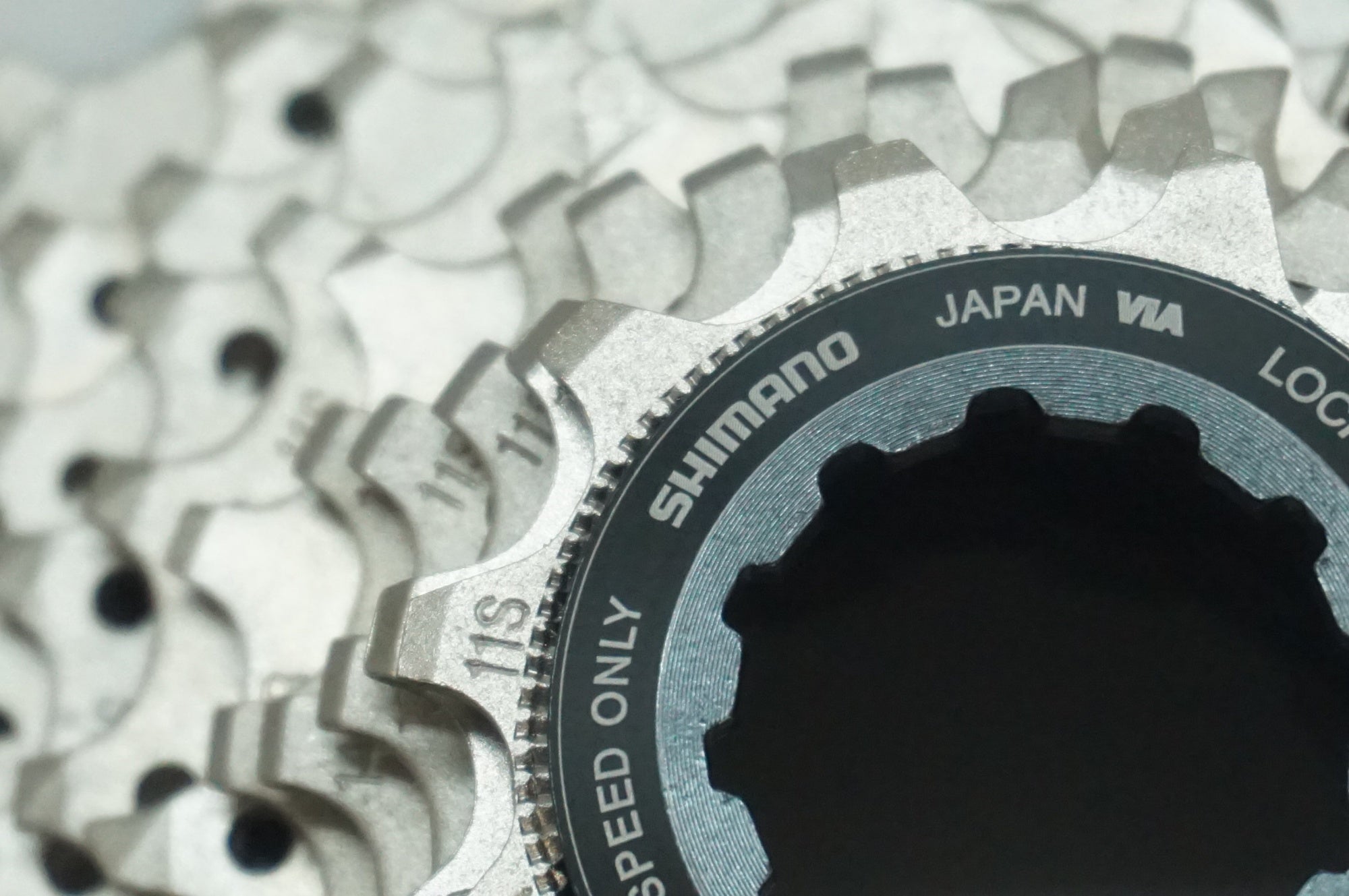 SHIMANO 「シマノ」 ULTEGRA CS-6800 11-28T スプロケット