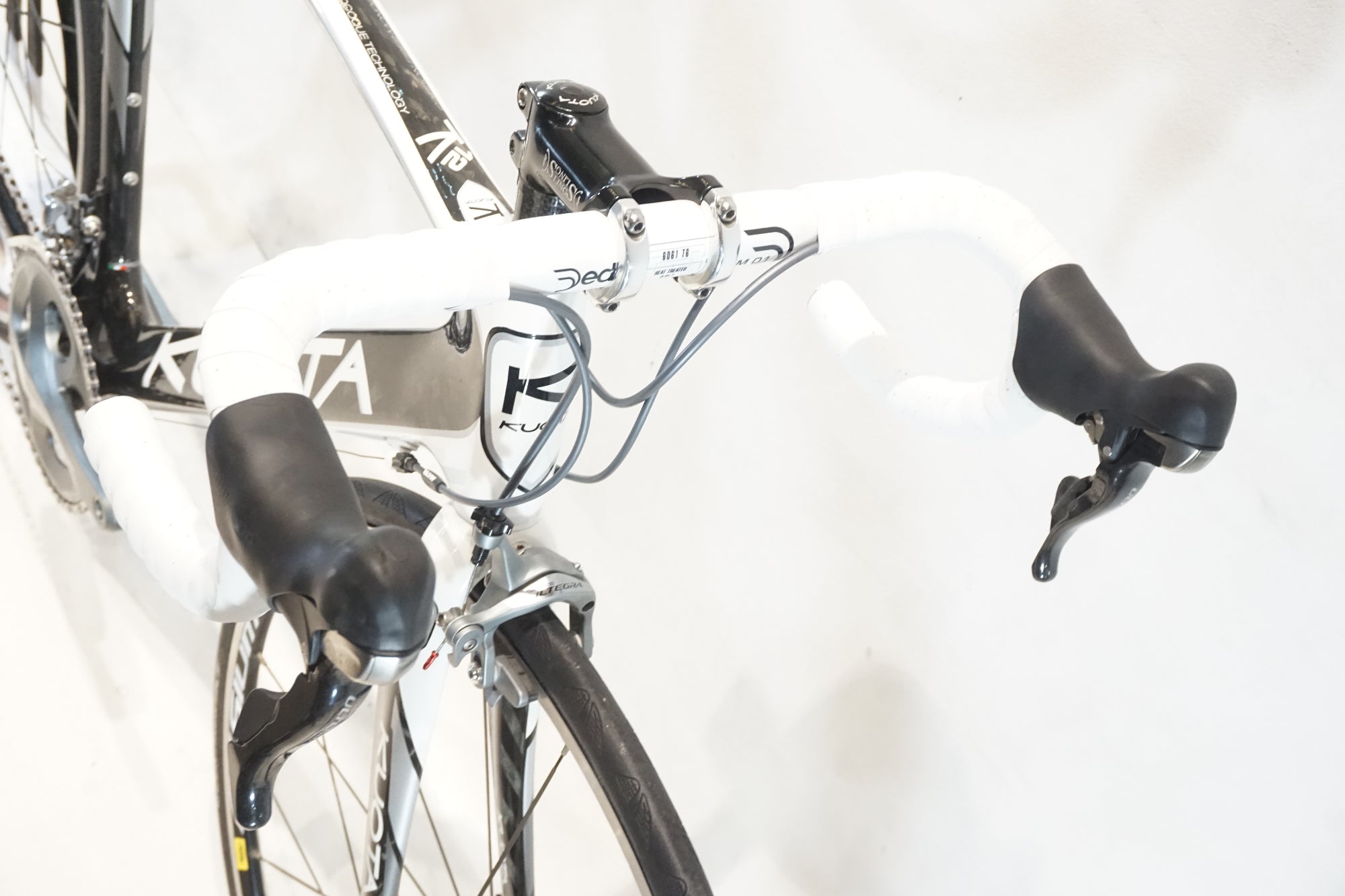 KUOTA 「クオータ」 KHARMA RACE ULTEGRA 2012年モデル ロードバイク / 横浜戸塚店