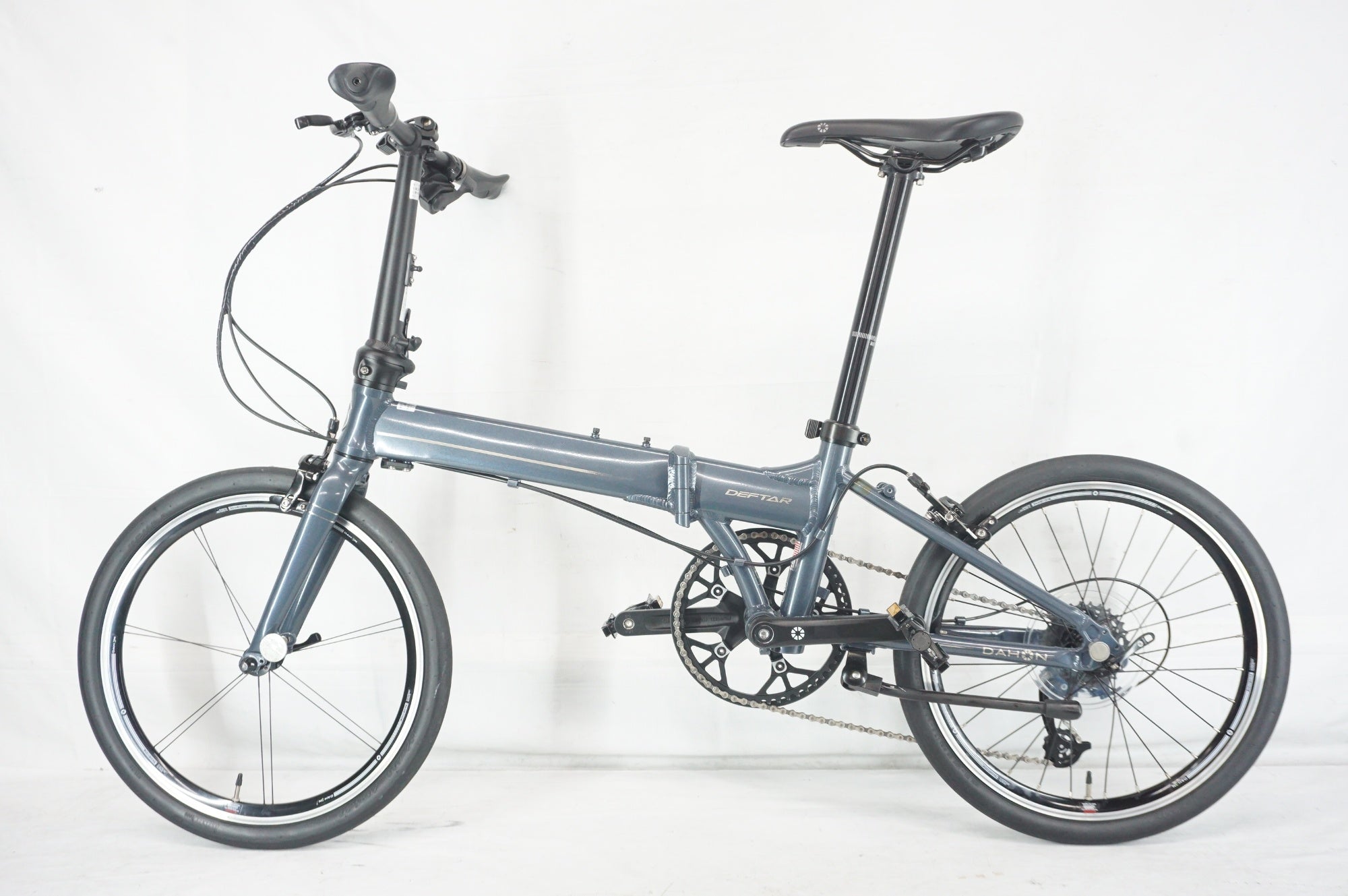 DAHON DEFTAR ダホン デフター 折りたたみ自転車 DAHON 「ダホン」 DEFTAR 2023年モデル 折りたたみ自転車 / 阪急塚口店