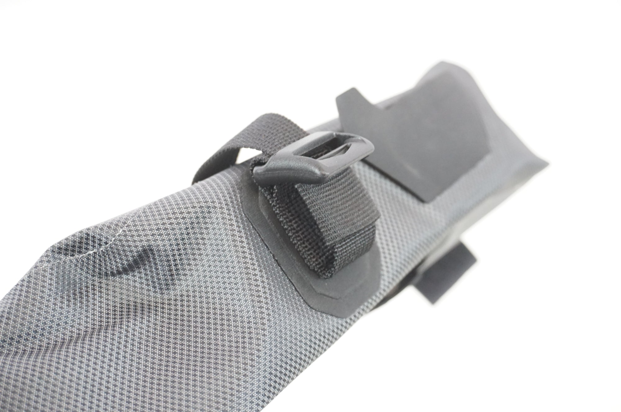 APIDURA 「アピデュラ」 フレームバッグ / 宇都宮店 ｜ バイチャリ公式