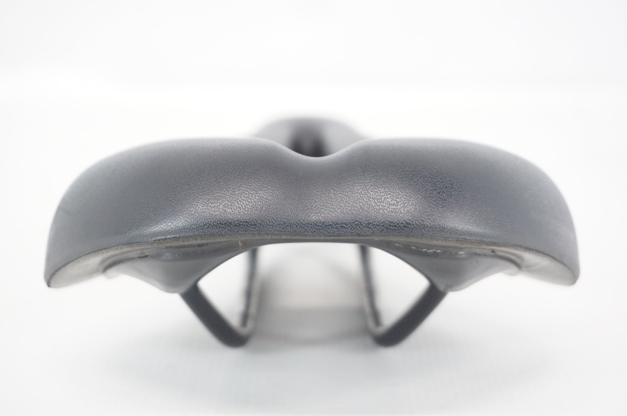 SPECIALIZED 「スペシャライズド」 サドル / 阪急塚口店