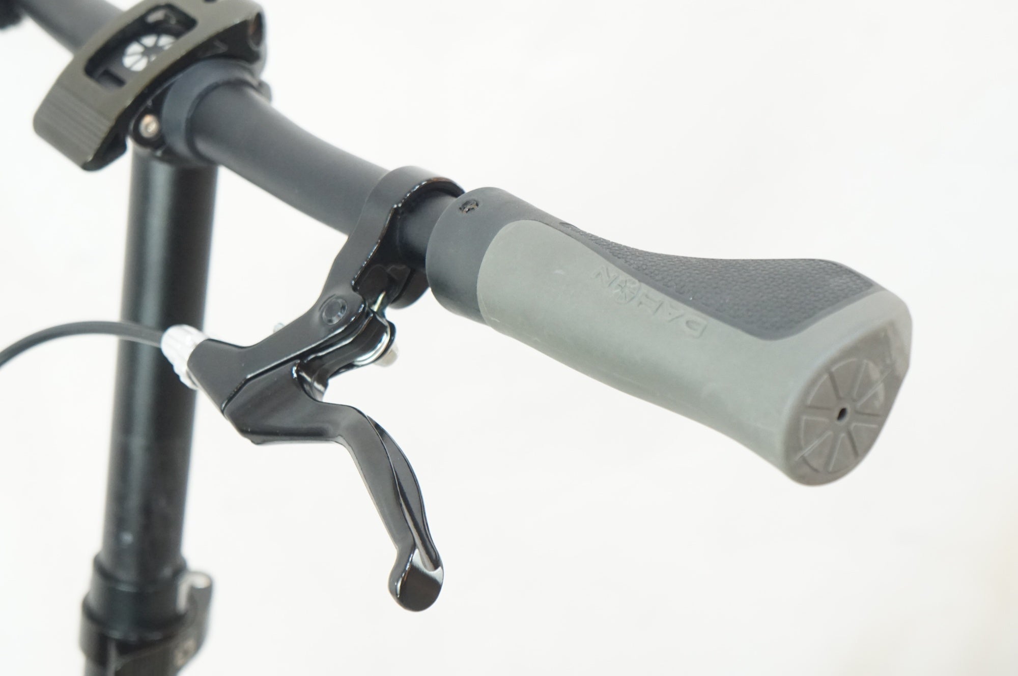 DAHON 「ダホン」 CURVE D7 2017年モデル 20インチ 折り畳み自転車