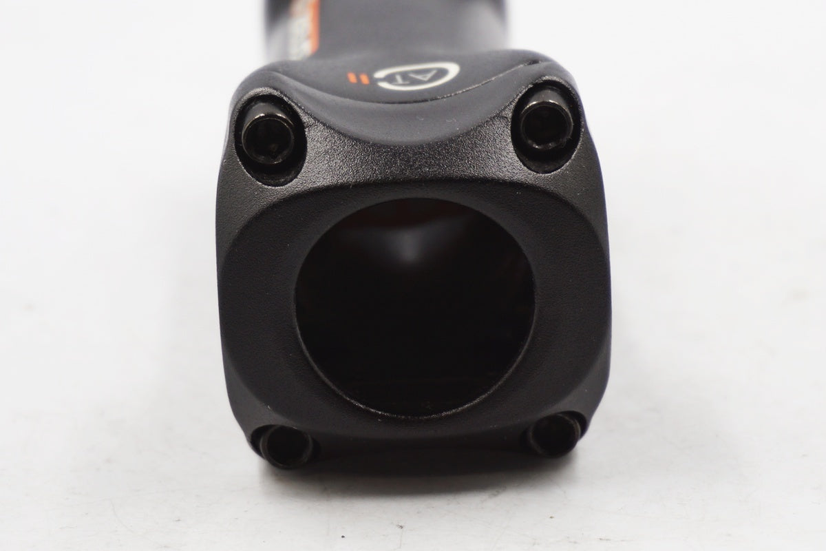 ZEUS 「ゼウス」 CAT II Φ31.8 90mm ステム / 奈良店