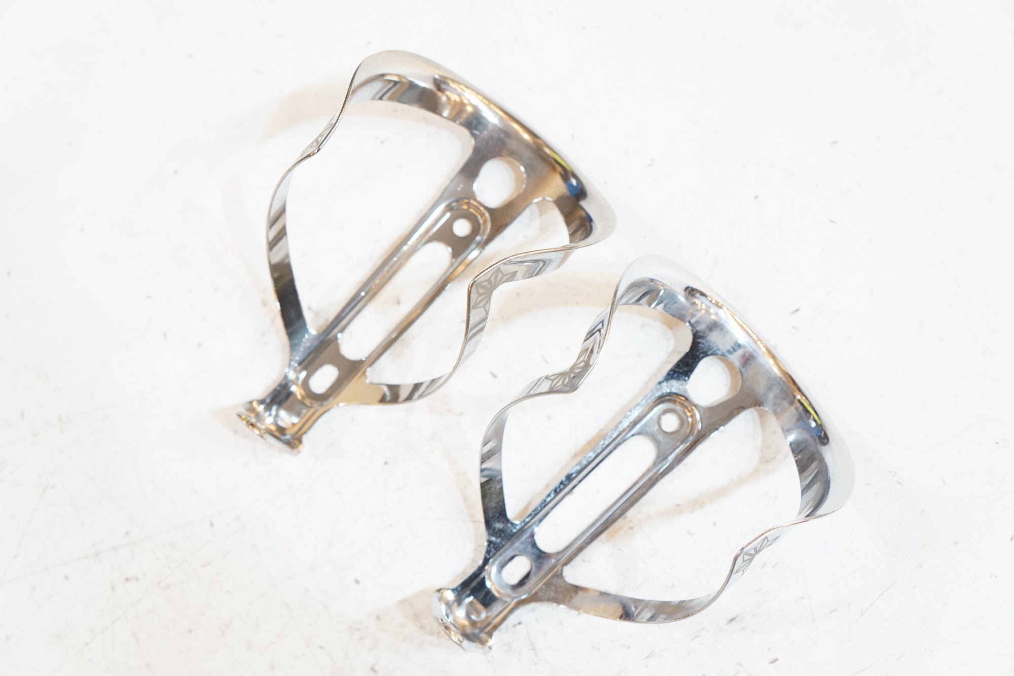 SPAKAZ 「スパカズ」 ボトルケージセット / バイチャリ浦和ベース