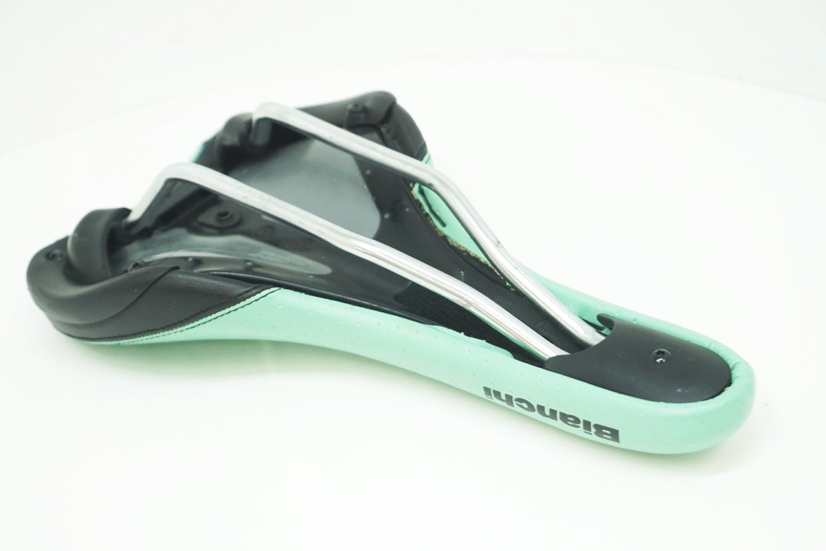 VELO 「ベロ」 BIANCHI サドル / 大阪美原北インター店