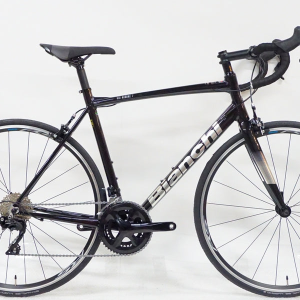 (トム)Bianchi Via Nirone7 105室内保管 BIANCHI 「ビアンキ」 VIA NIRONE7 105 リム 2024年モデル ロード