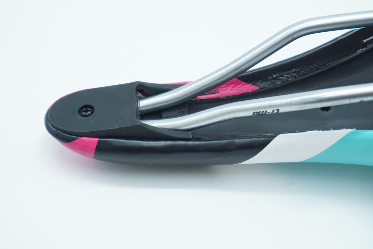 GSR「ジーエスアール」 GOOD SMILE RACING TYPE-3 サドル/ 京都西院店