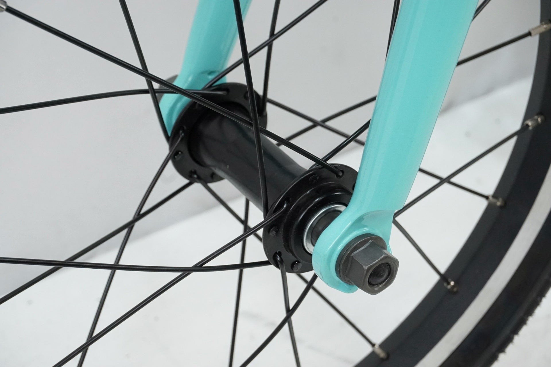 BIANCHI 「ビアンキ」 PIRATA16 2022年モデル キッズバイク / 有明