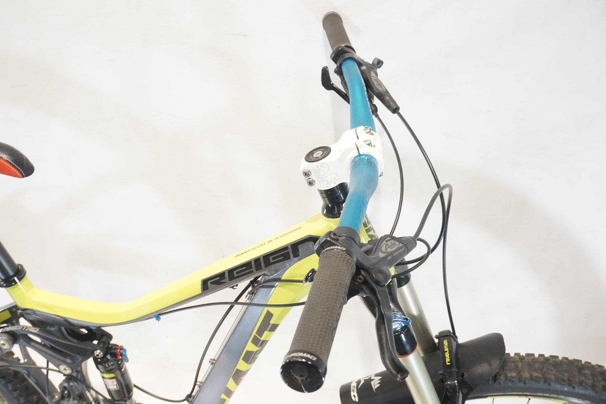 GIANT 「ジャイアント」 REIGN 2 2012年モデル 26インチ マウンテンバイク / 横浜戸塚店