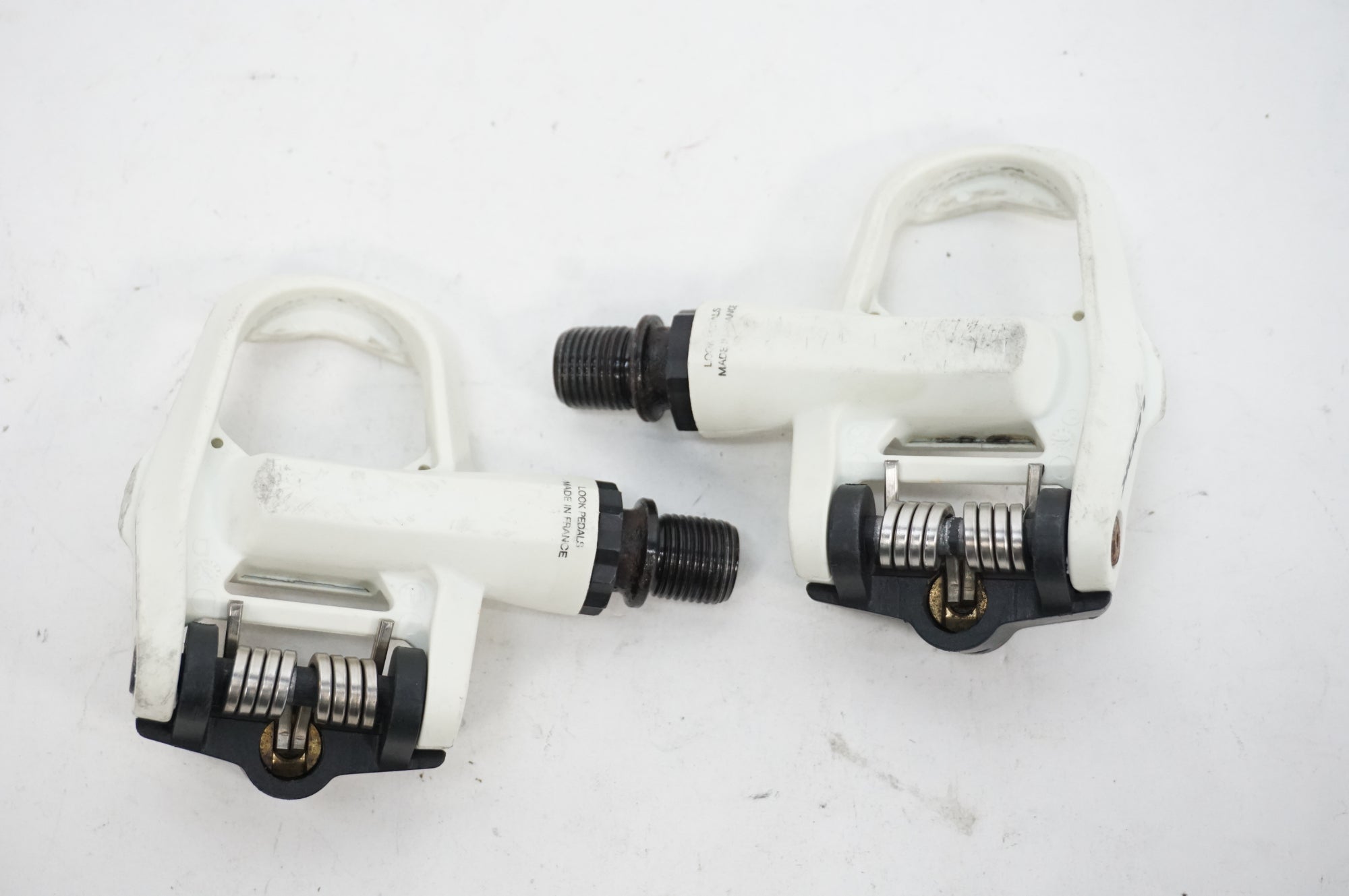 未使用　LOOK ルック Keo 2 Maxケオ 白　ビンディングペダル Amazon | ルック(Look) KEO 2 MAX WHT/BLK ビンディングペダル