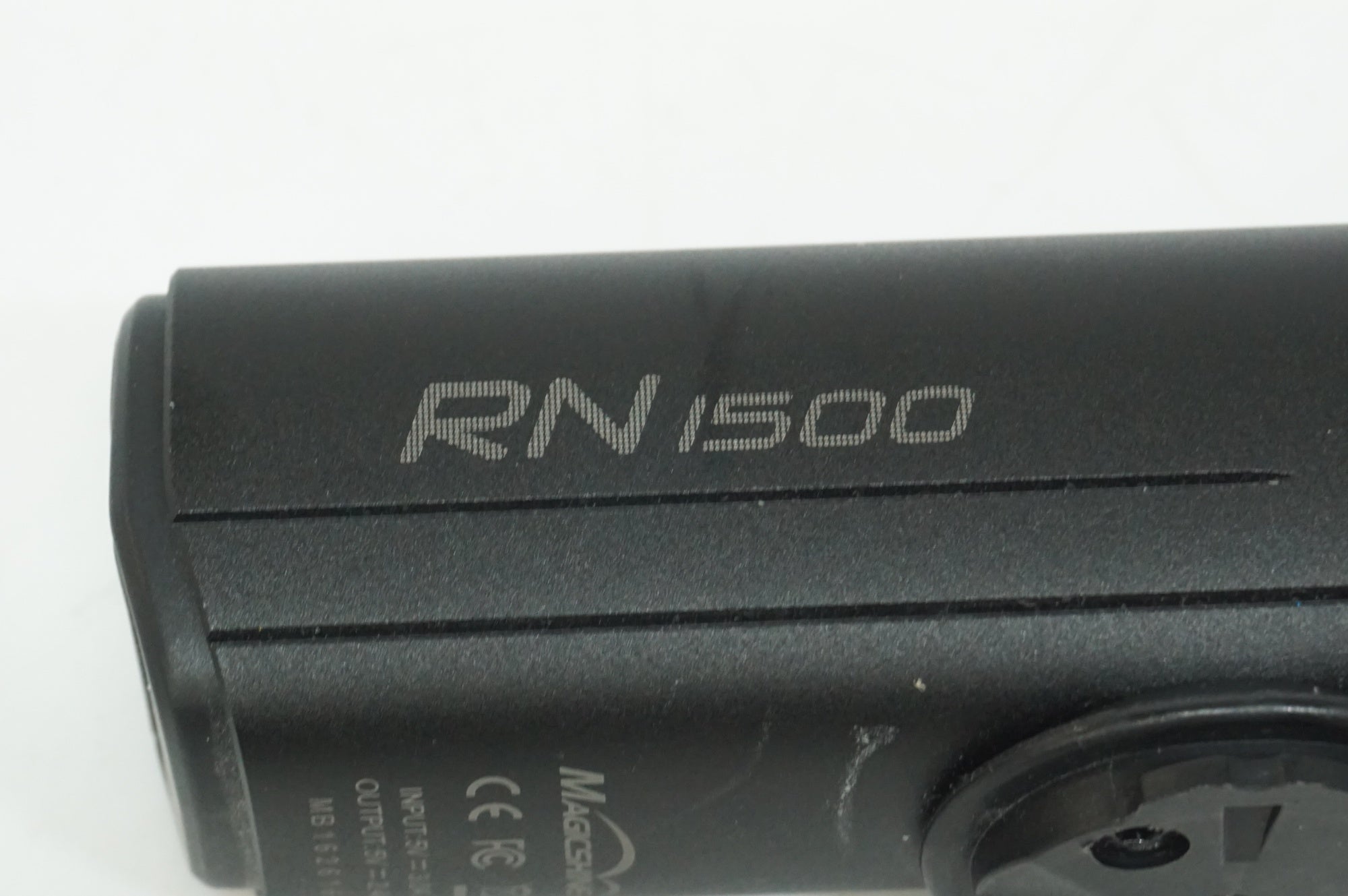 OLIGHT 「オーライト」 RN 1500 フロントライト / 大宮店