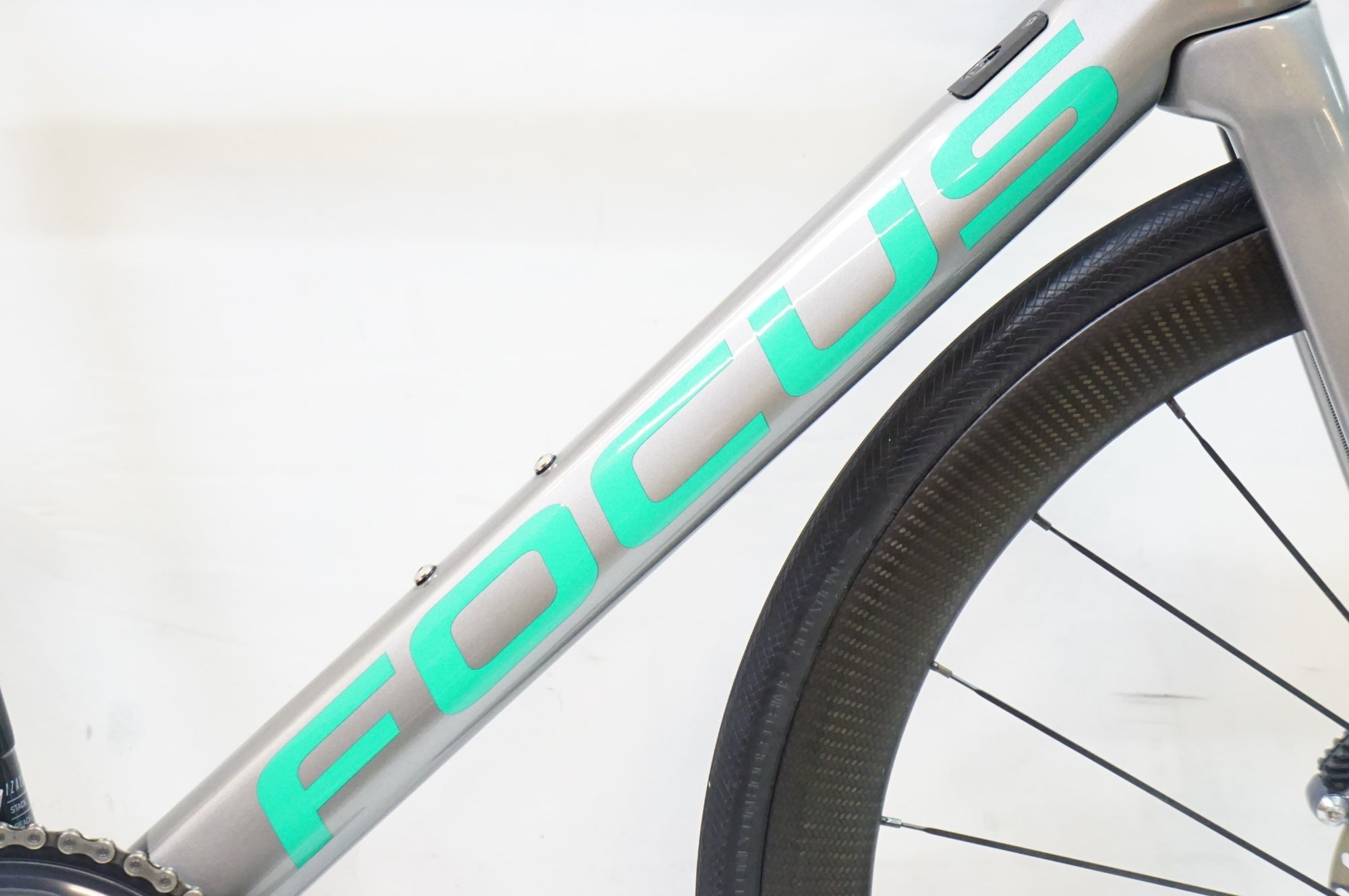 FOCUS 「フォーカス」 IZALCO MAX DISC 9 ULTEGRA Di2 2020年モデル