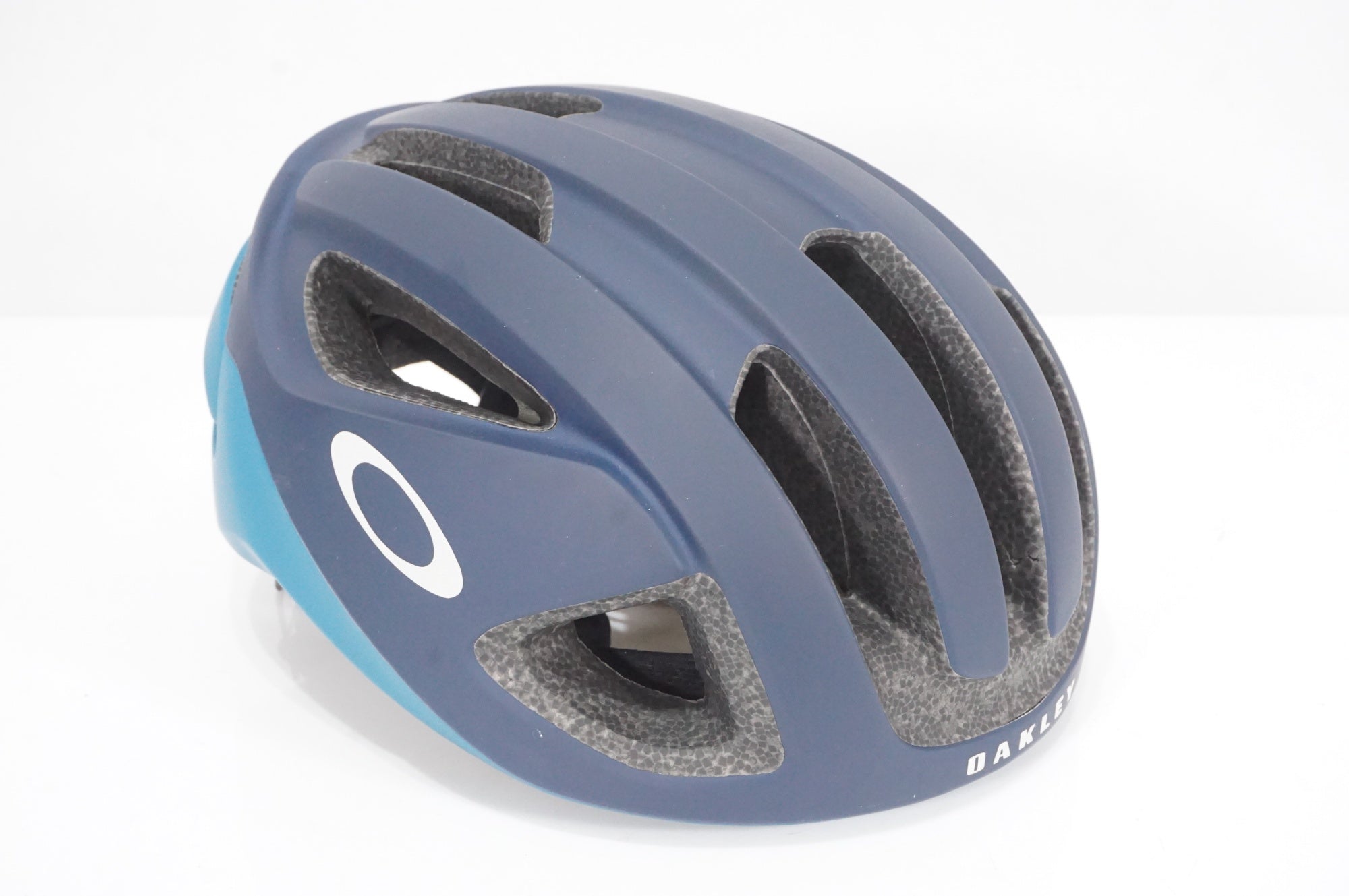 OAKLEY 「オークリー」 ARO3 MIPS Mサイズ ヘルメット / AKIBA店