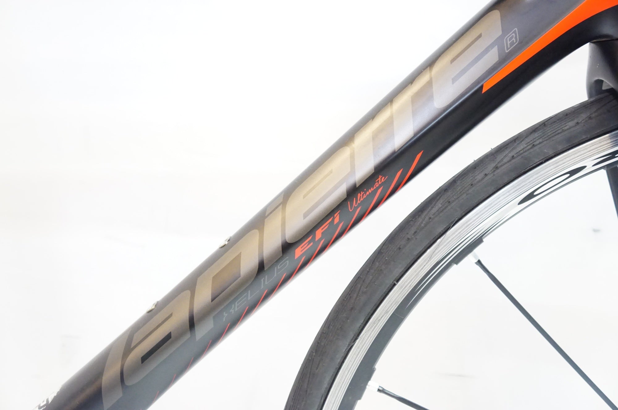 LAPIERRE 「ラピエール」 XELIUS EFI ULTIMATE 2014年モデル ロード