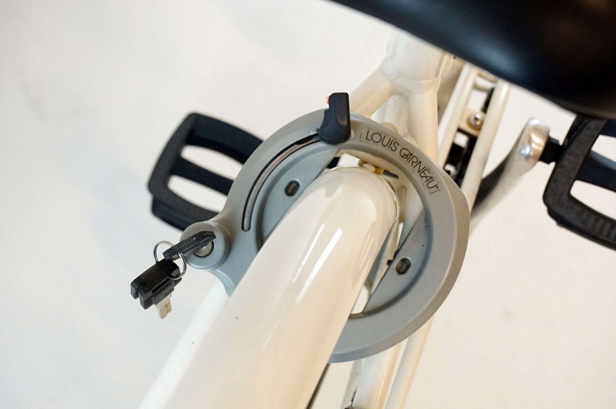 LOUIS GARNEAU 「ルイガノ」 MULTIWAY26 2024年モデル クロスバイク
