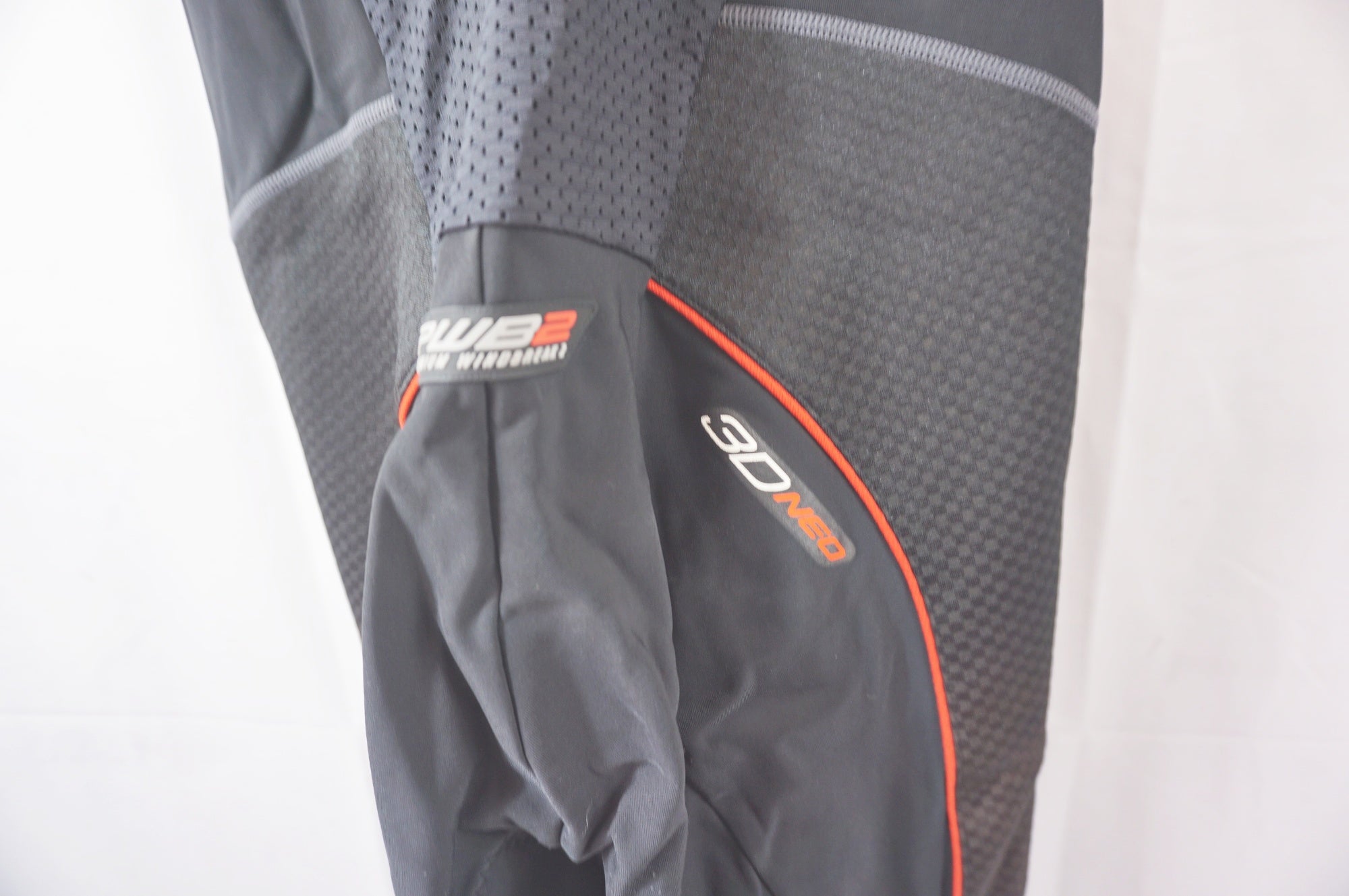 PEARL IZUMI 「パールイズミ」 3DNEO PWB2 Lサイズ ビブタイツ / バイチャリ世田谷店