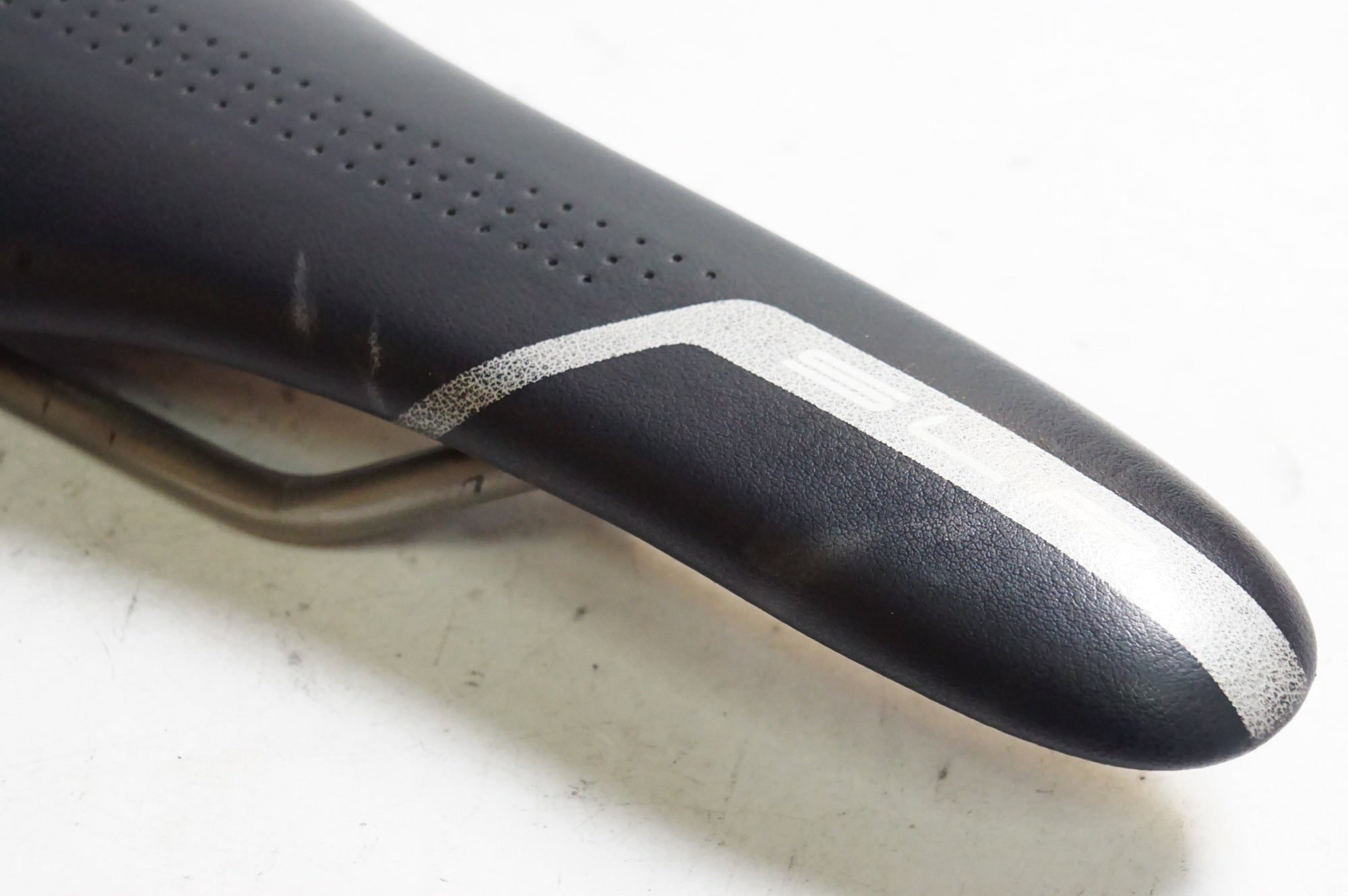 SELLE ITALIA 「セライタリア」 SLR TITANIUM サドル / 熊谷本店