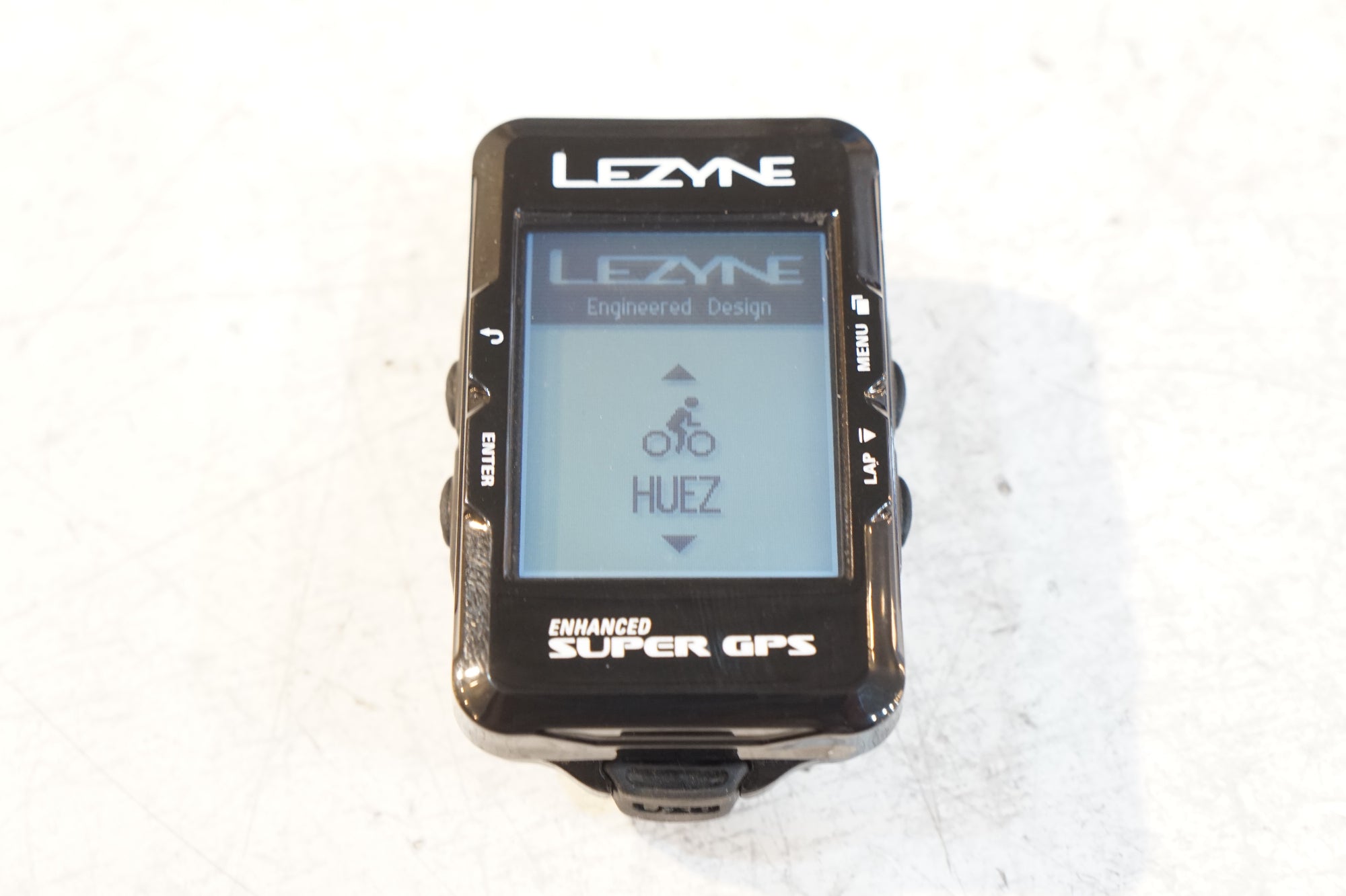 LEZYNE 「レザイン」 SUPER GPS サイクルコンピューター / バイチャリ浦和ベース