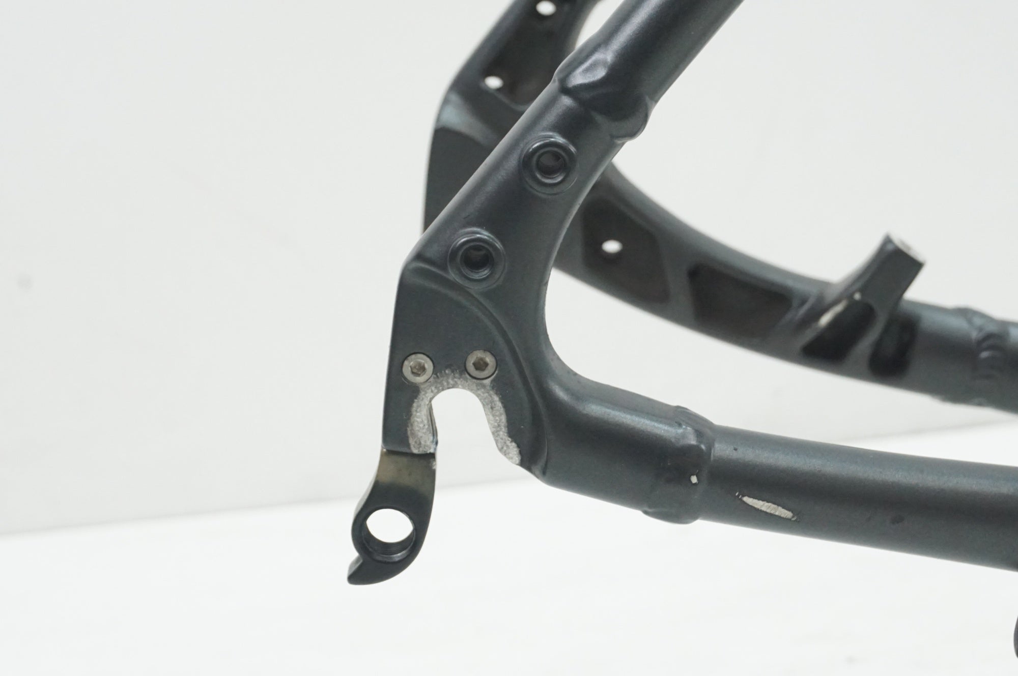 GIANT 「ジャイアント」 ESCAPE R DISC 2022年モデル フレームセット / 大宮店