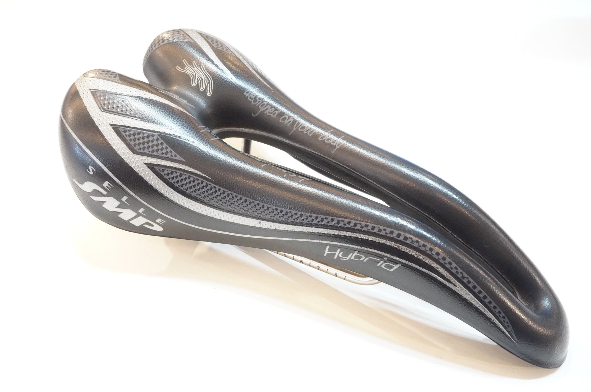 SELLE SMP 「セラエスエムピー」 HYBRID サドル / 浦和ベース