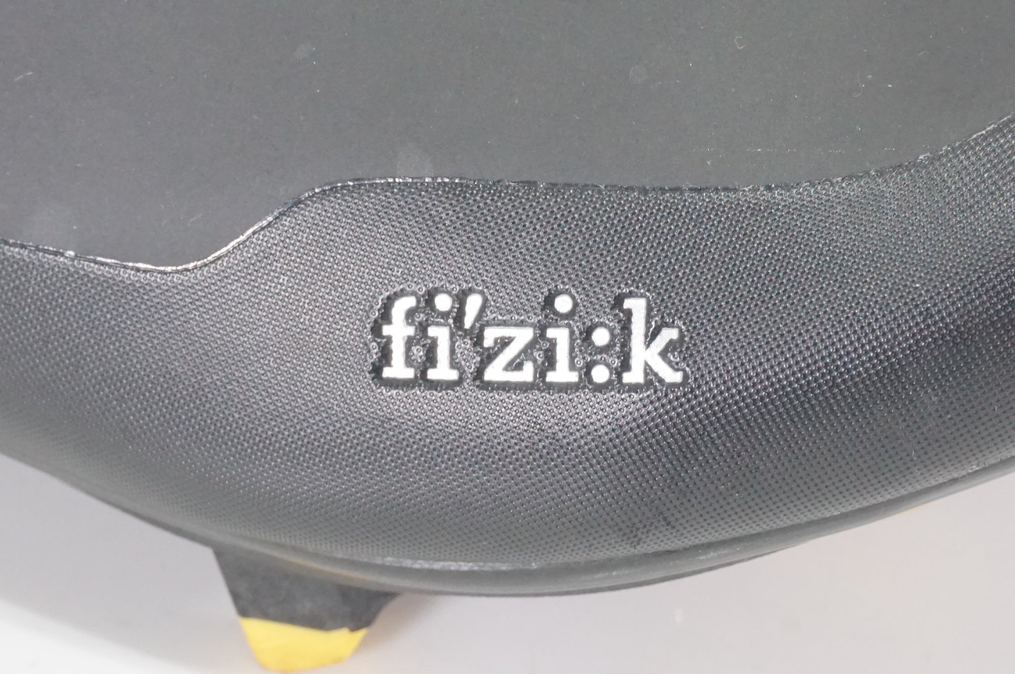 FIZIK 「フィジーク」 ARTICA R3 EU42.5 シューズ / AKIBA店