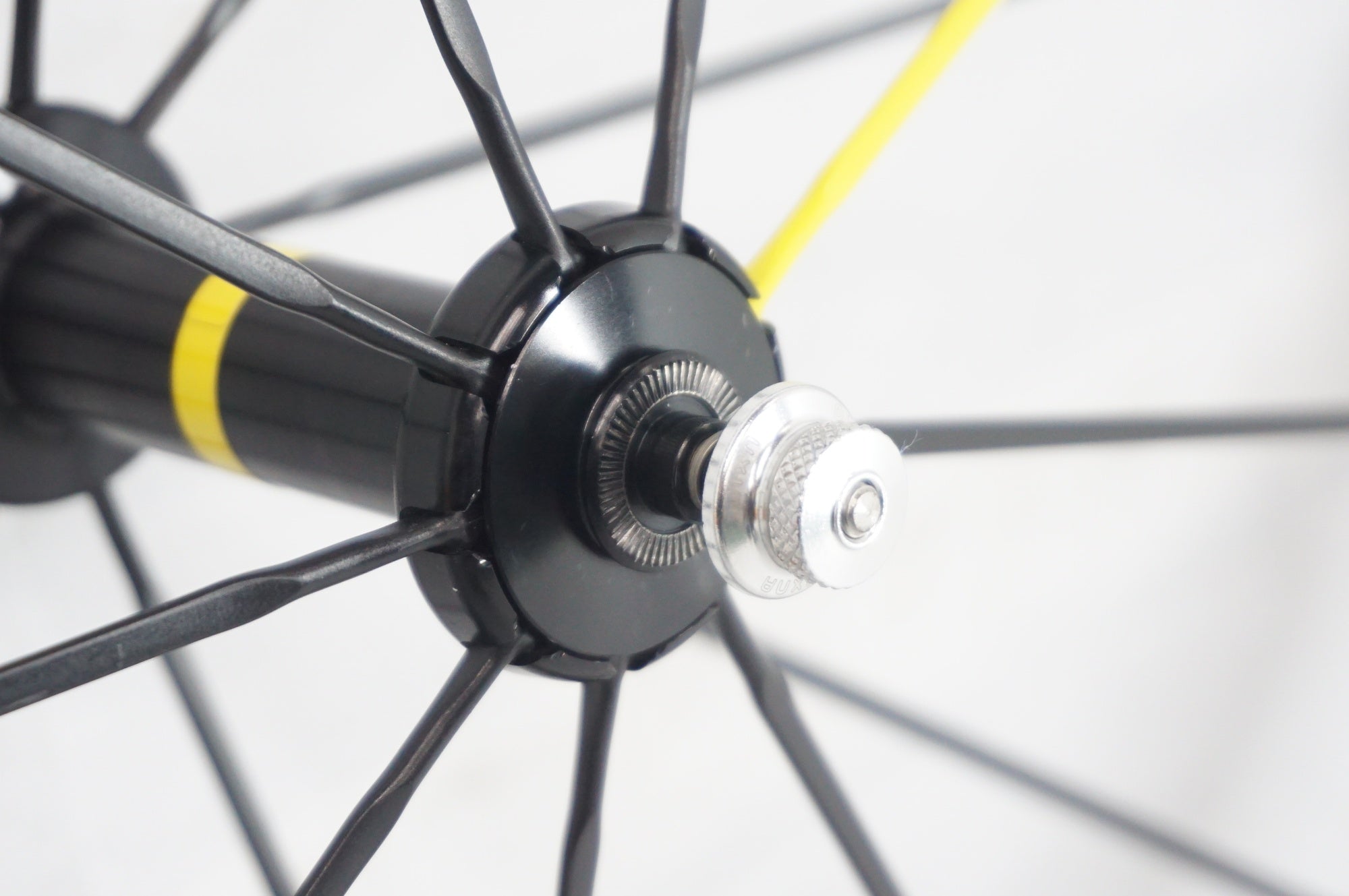 MAVIC 「マヴィック」 KSYRIUM PRO UST シマノ11速 ホイールセット / 阪急塚口店