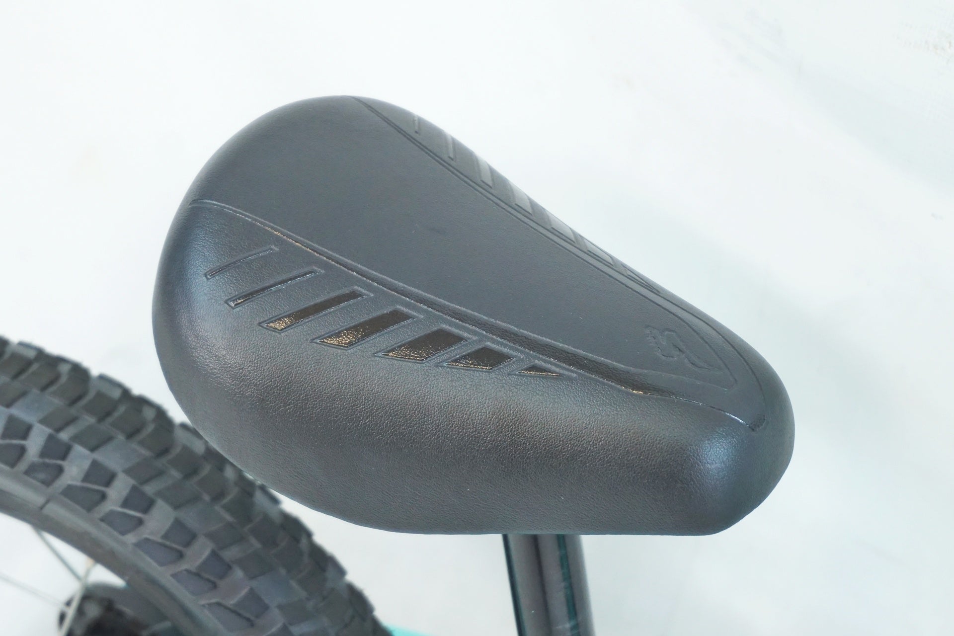 SPECIALIZED 「スペシャライズド」 HOTWALK 2016年モデル キッズバイク / 有明ガーデン店