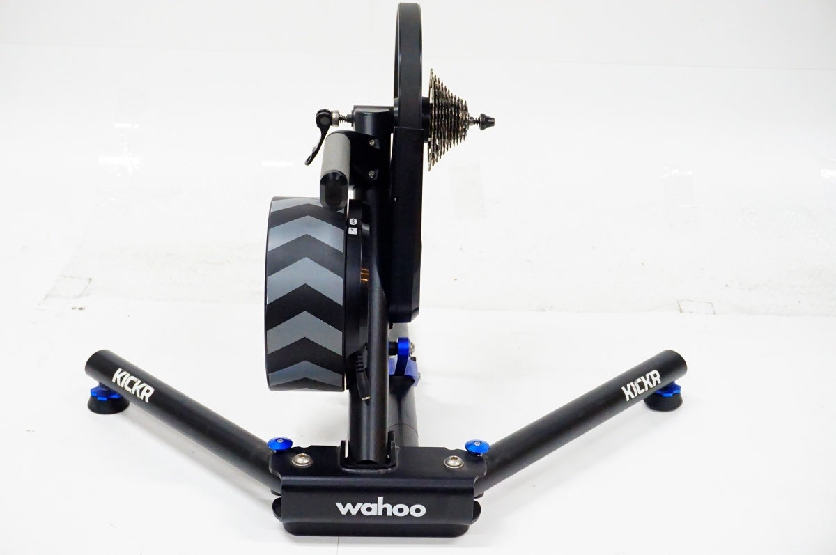 WAHOO 「ワフー」 KICKR V4 WF113 スマートトレーナー / 名古屋大須店