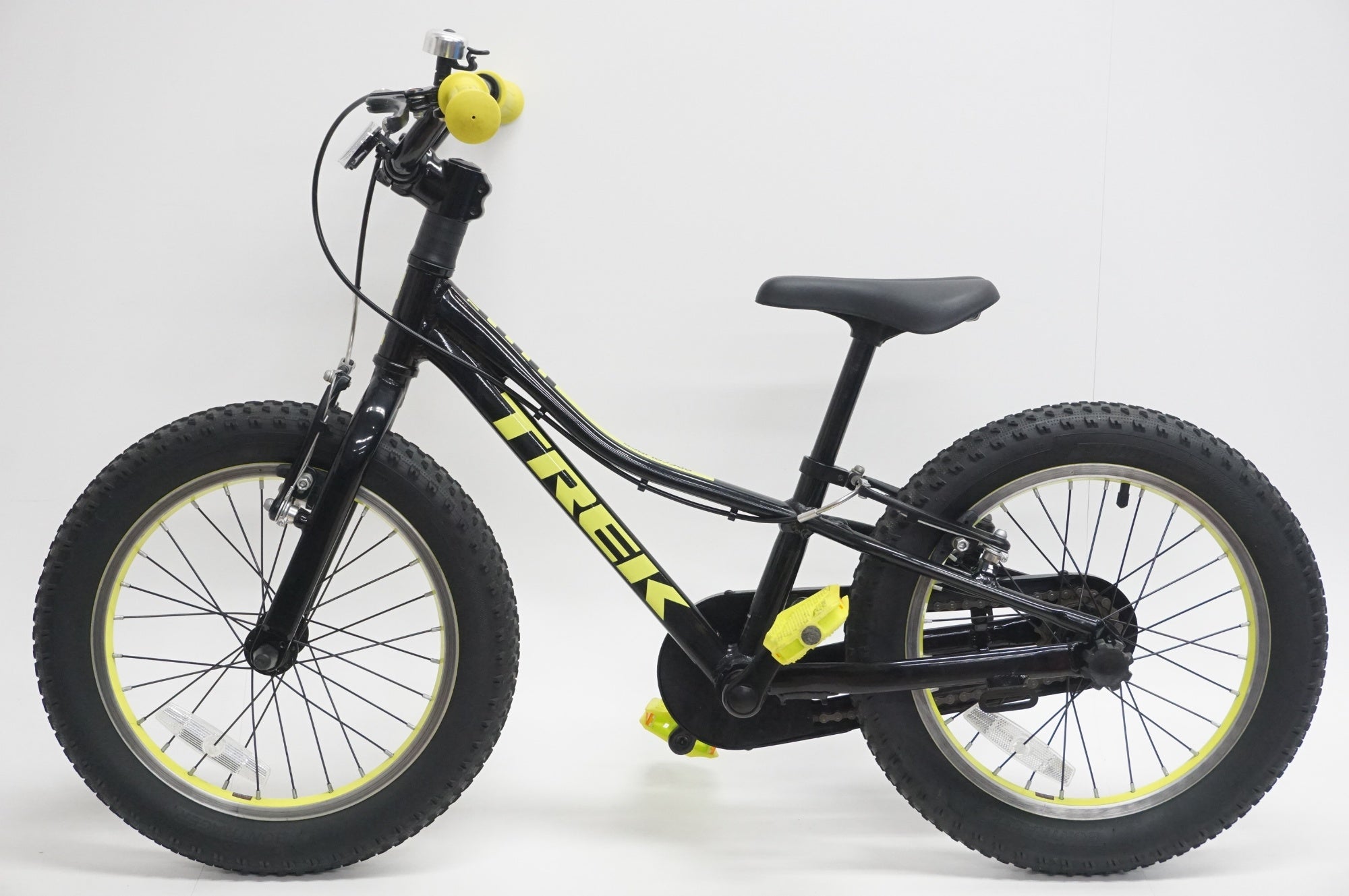 (引取りまたはお届けご相談)TREK 16インチ TREK 「トレック」 PRECALIBER 16 BOYS 2020-2022年モデル 16インチ